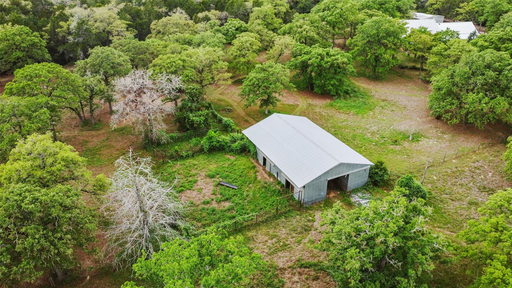 1800 County Road 436, Dime Box, TX 77853