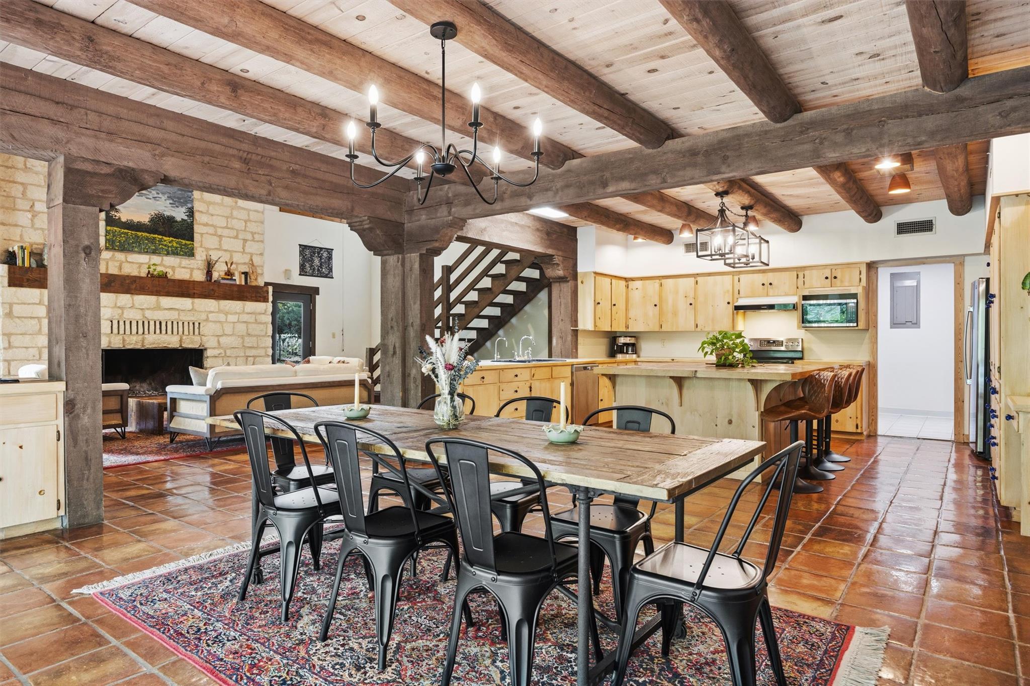 1800 County Road 436, Dime Box, TX 77853