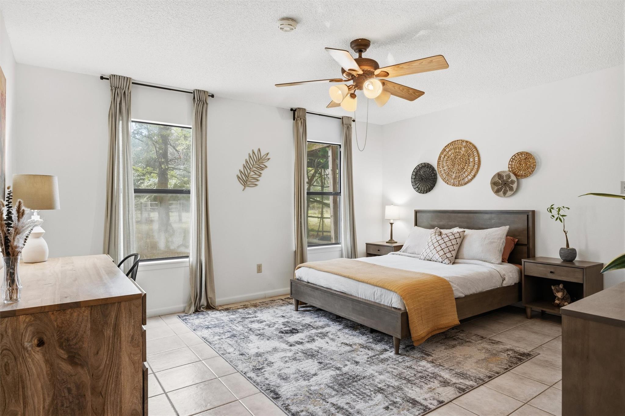 1800 County Road 436, Dime Box, TX 77853