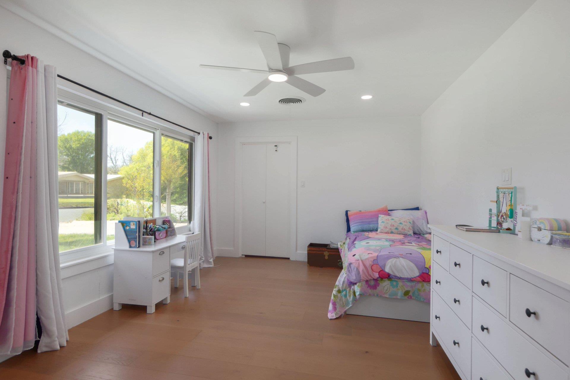 2902 Skylark Dr, Austin, TX 78757