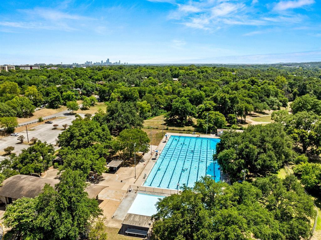 2902 Skylark Dr, Austin, TX 78757