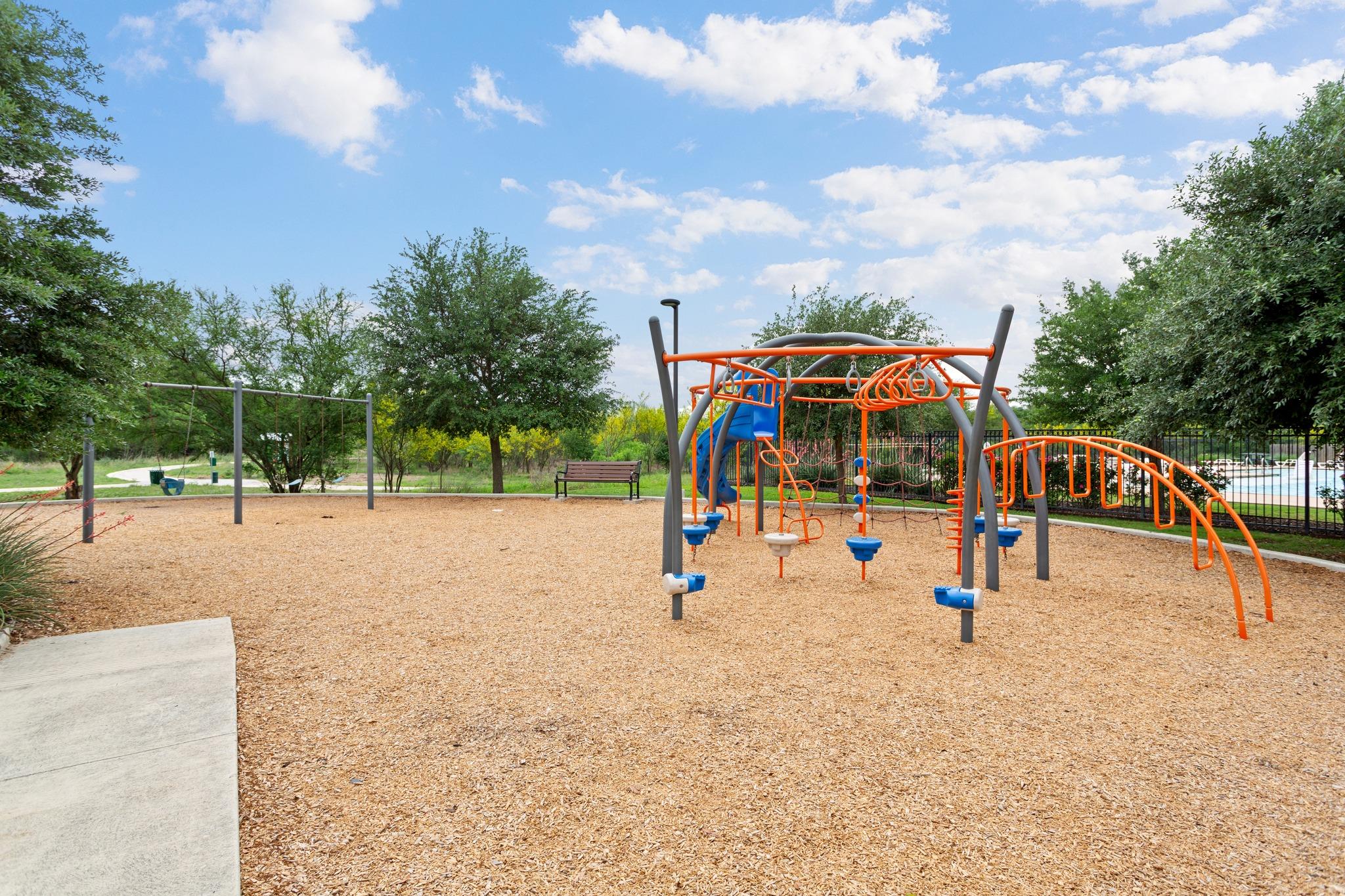 331 Limestone Crk, New Braunfels, TX 78130