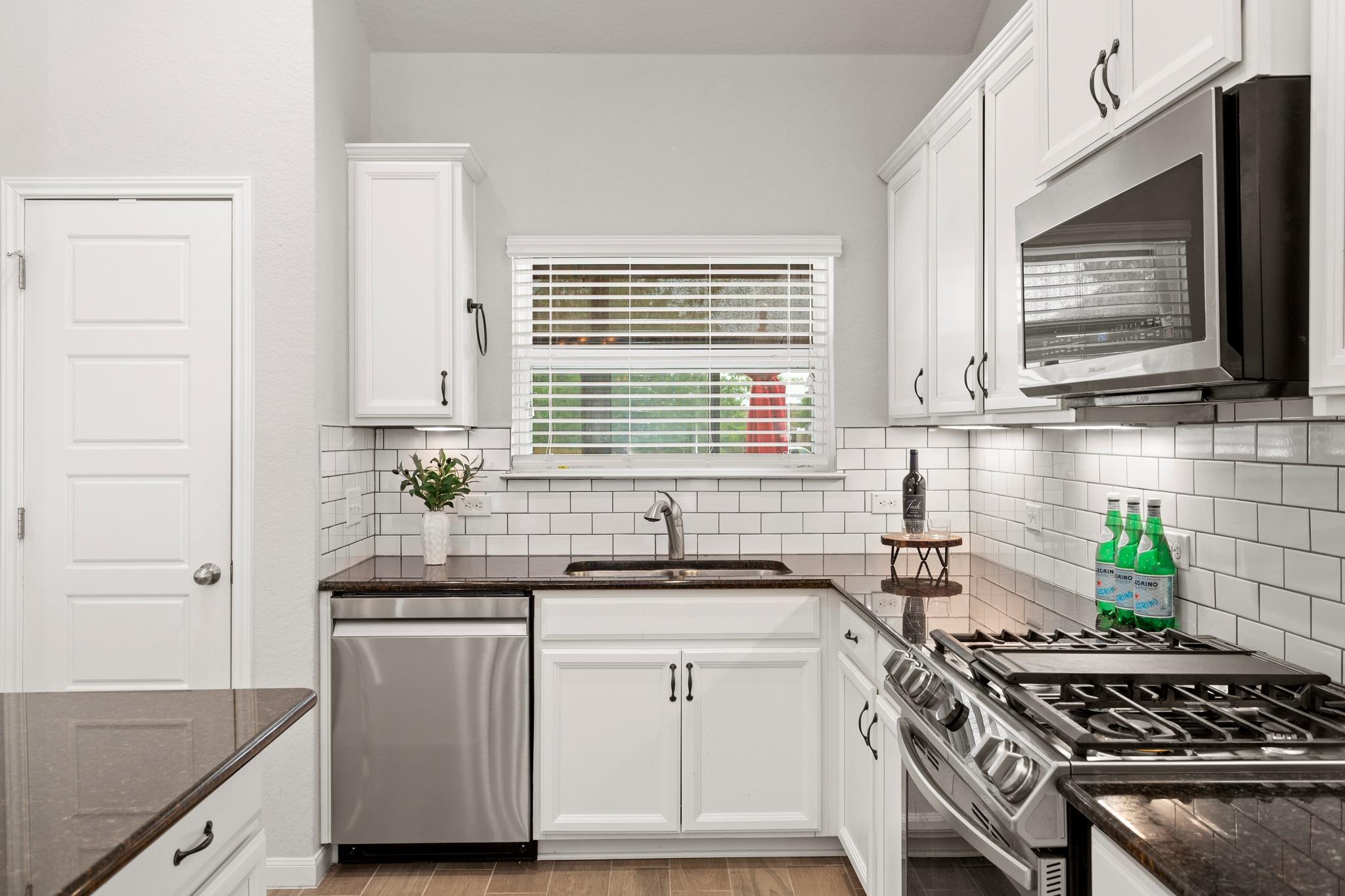 331 Limestone Crk, New Braunfels, TX 78130