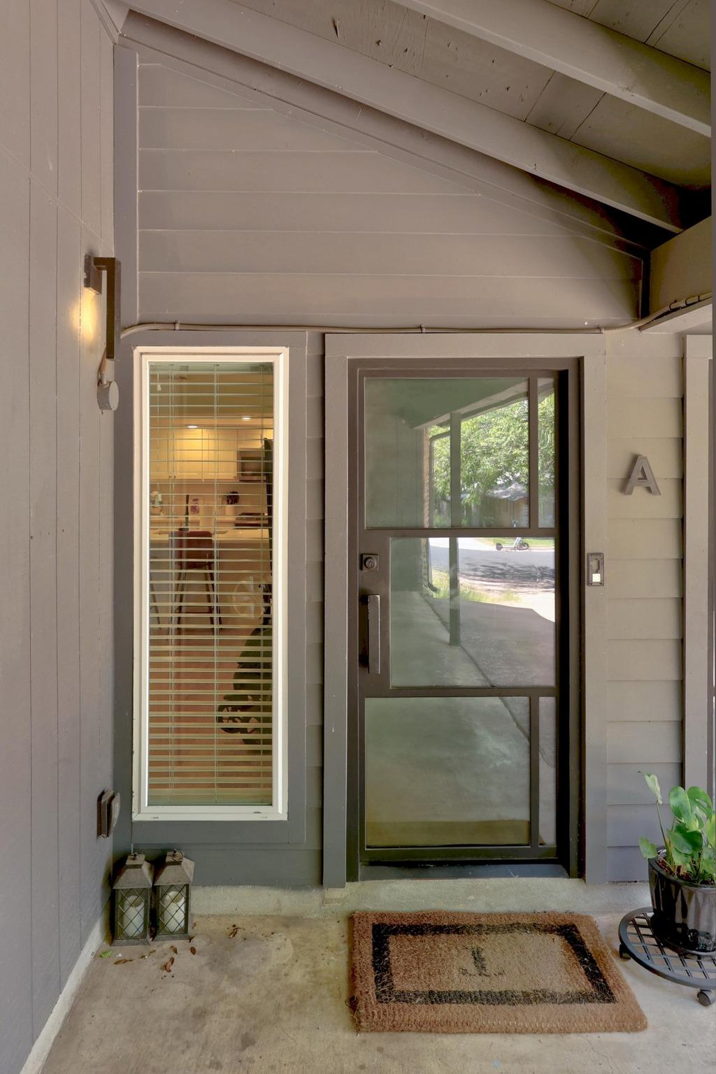 3402 Dolphin Dr # A, Austin, TX 78704