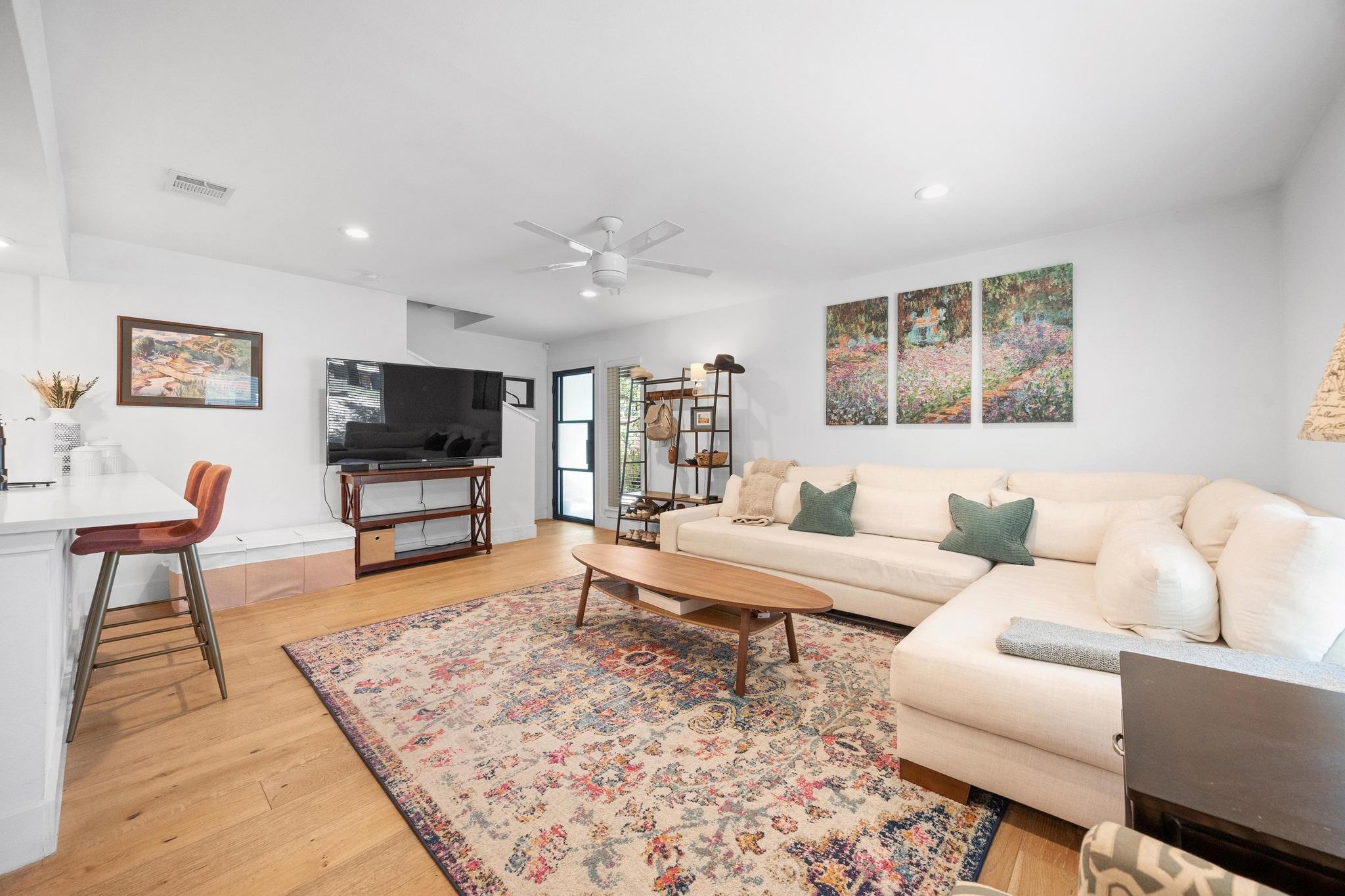 3402 Dolphin Dr # A, Austin, TX 78704