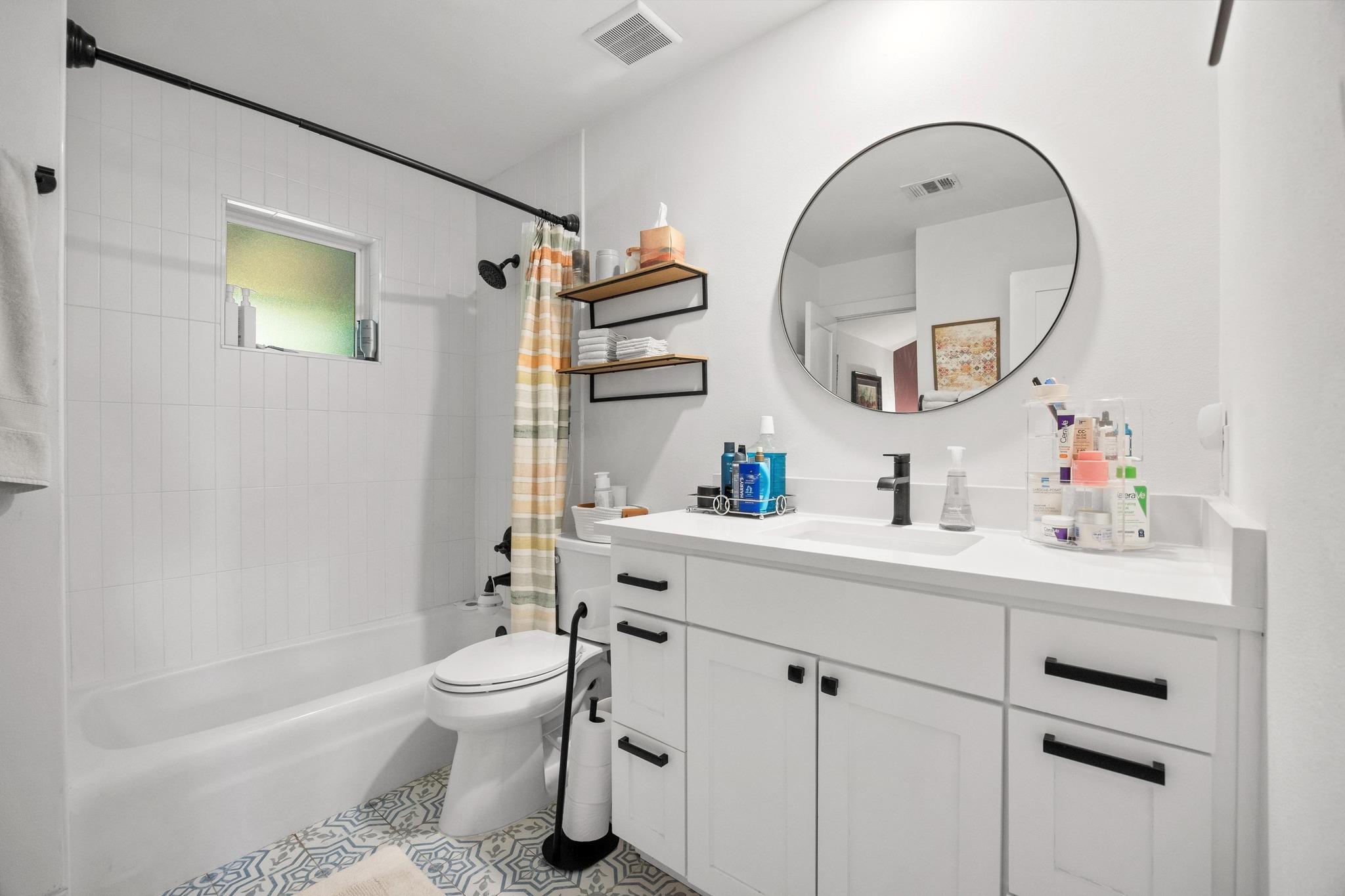 3402 Dolphin Dr # A, Austin, TX 78704