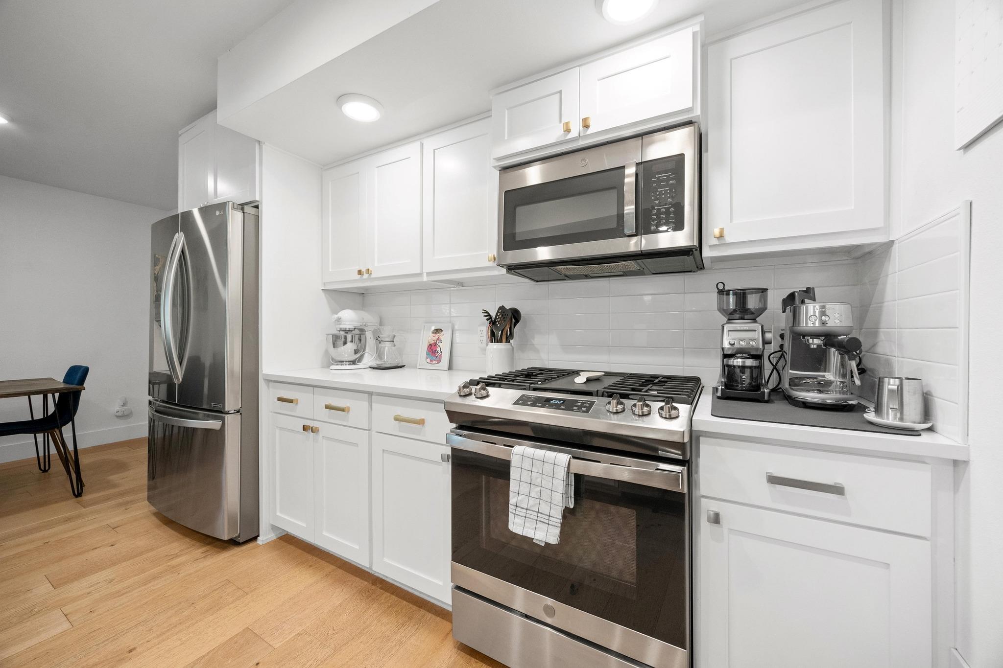 3402 Dolphin Dr # A, Austin, TX 78704