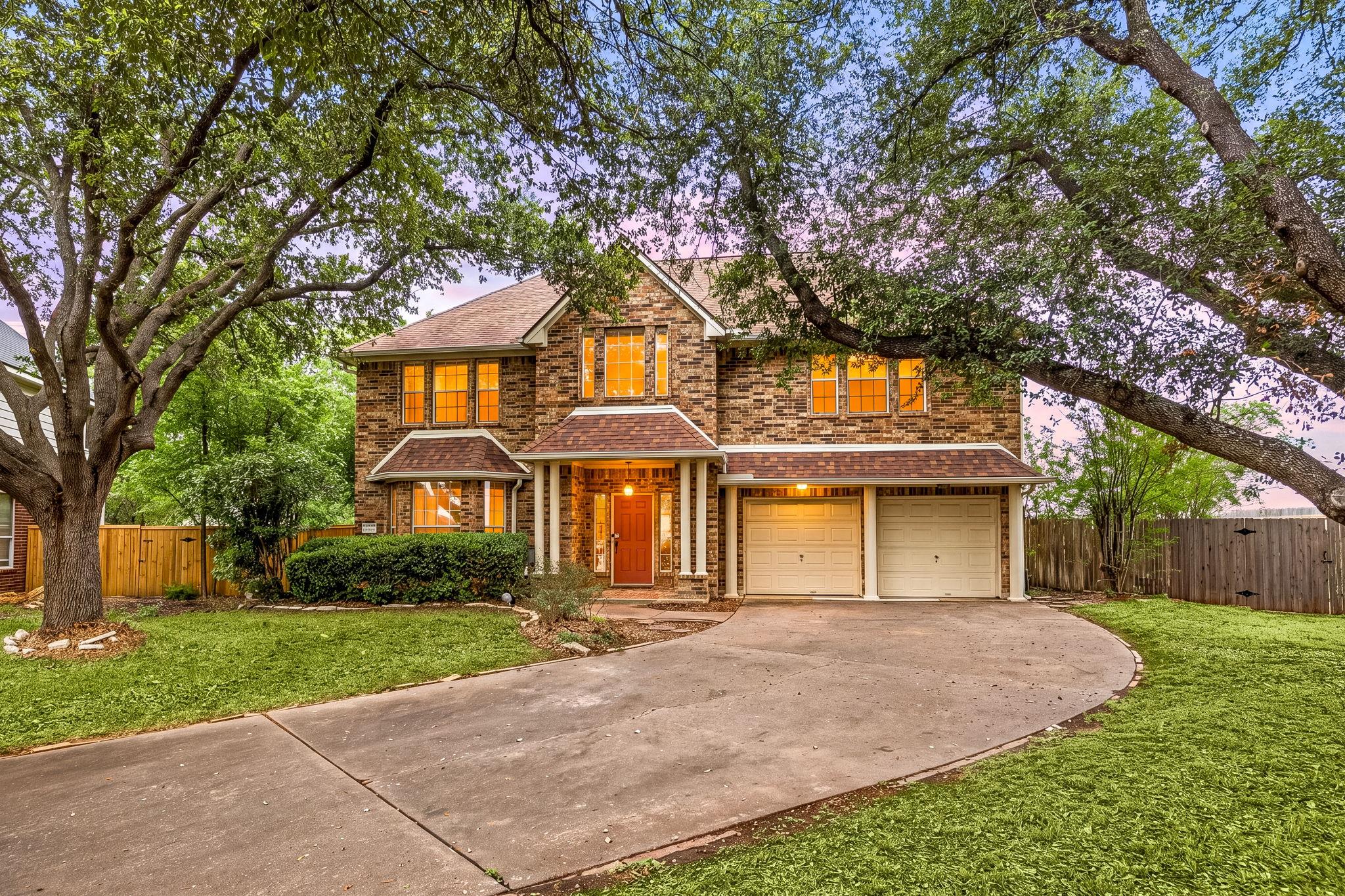 106 S Carriage Hills Dr, Georgetown, TX 78626