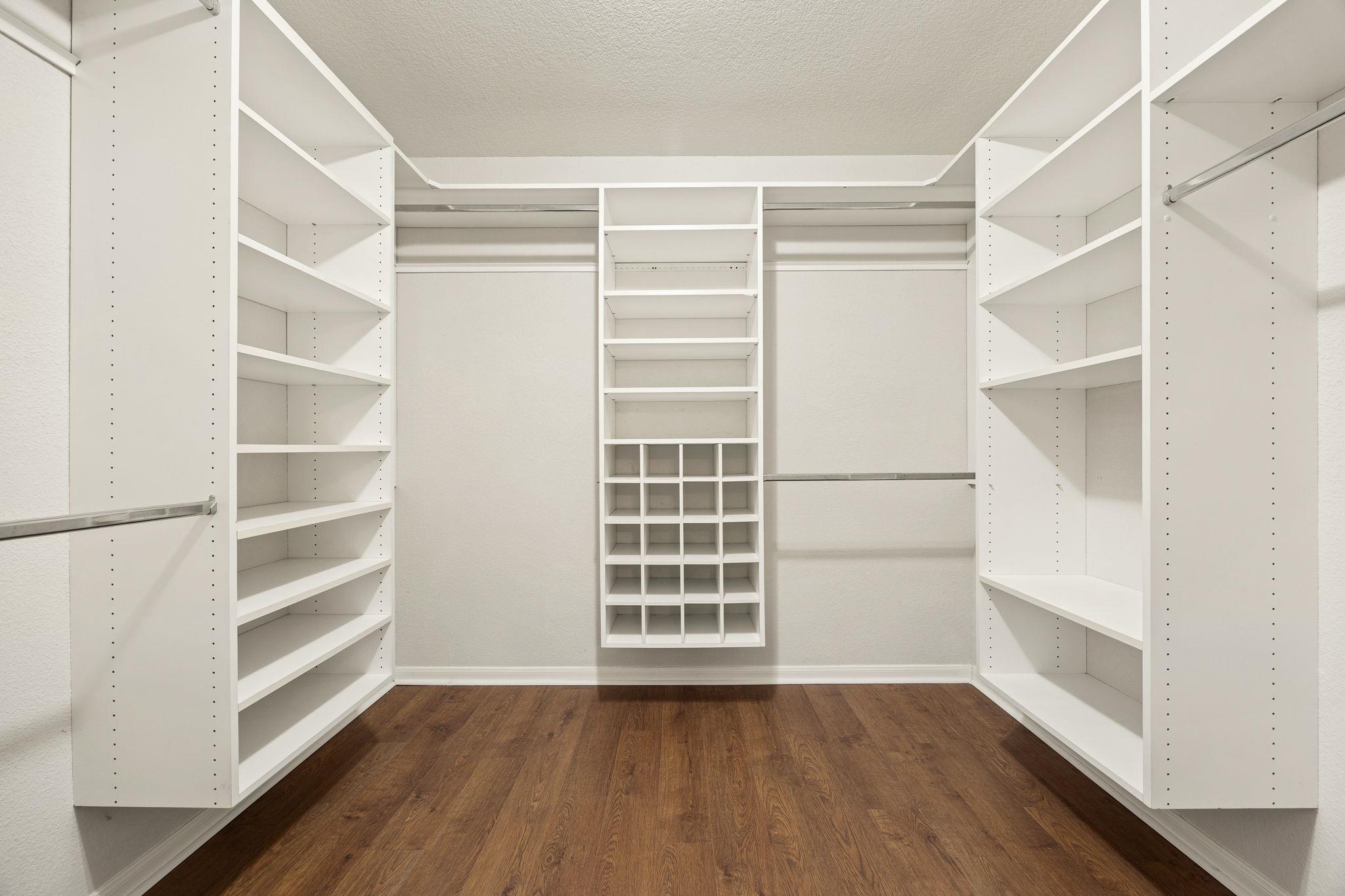 106 S Carriage Hills Dr, Georgetown, TX 78626