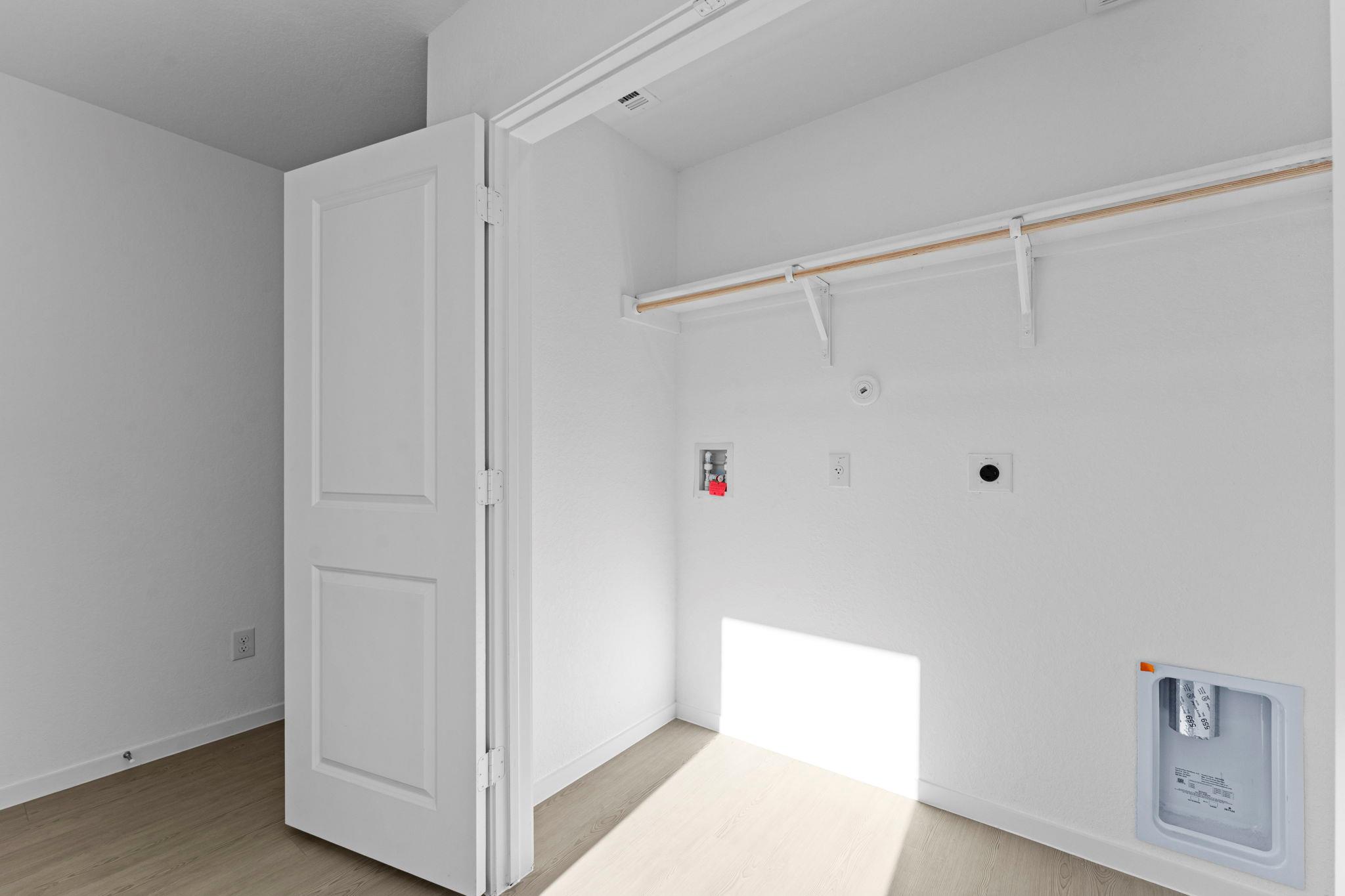 108 Ellendale Pl, Fredericksburg, TX 78624