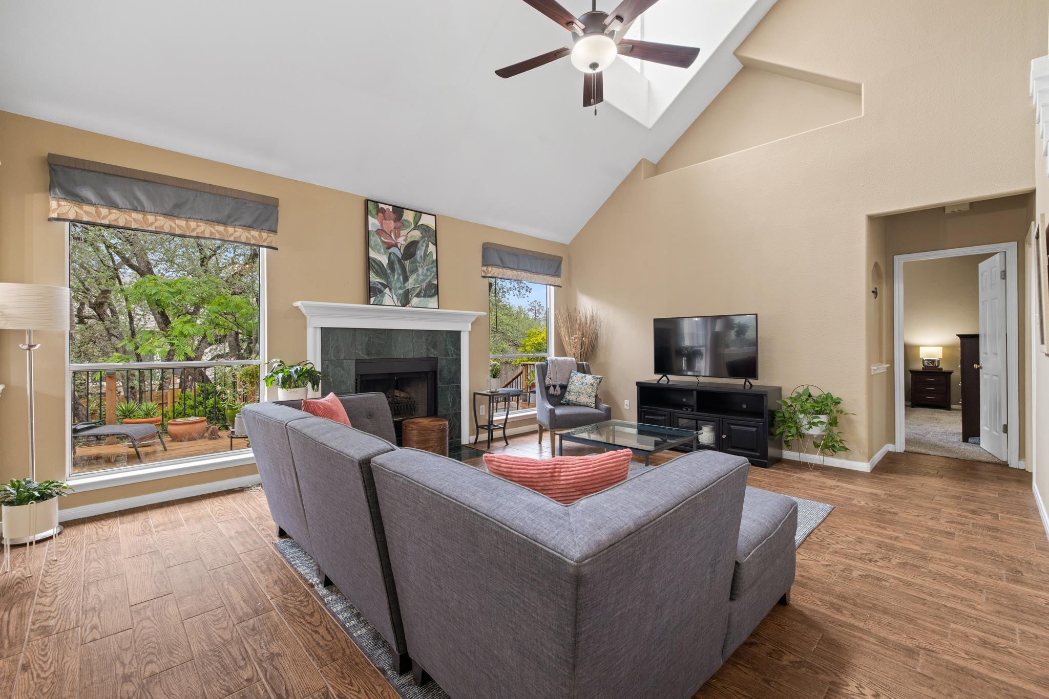 1037 Cashew Ln, Cedar Park, TX 78613