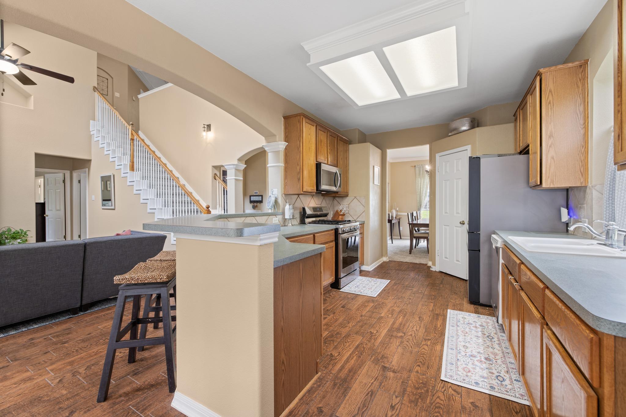 1037 Cashew Ln, Cedar Park, TX 78613