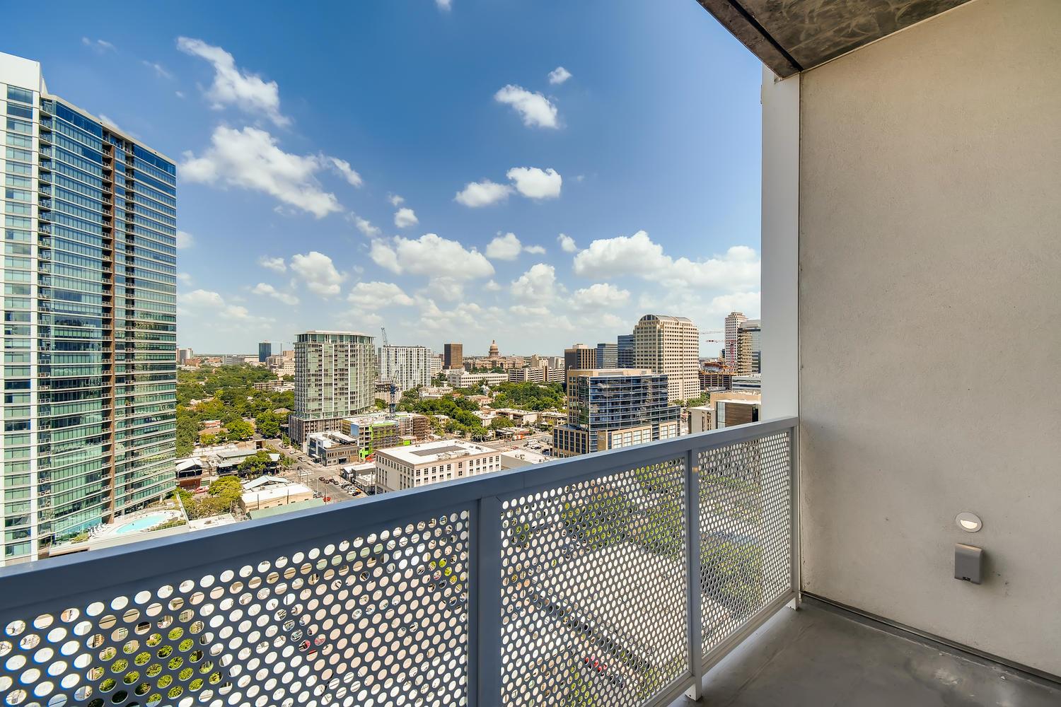 301 West Ave # 2003, Austin, TX 78701