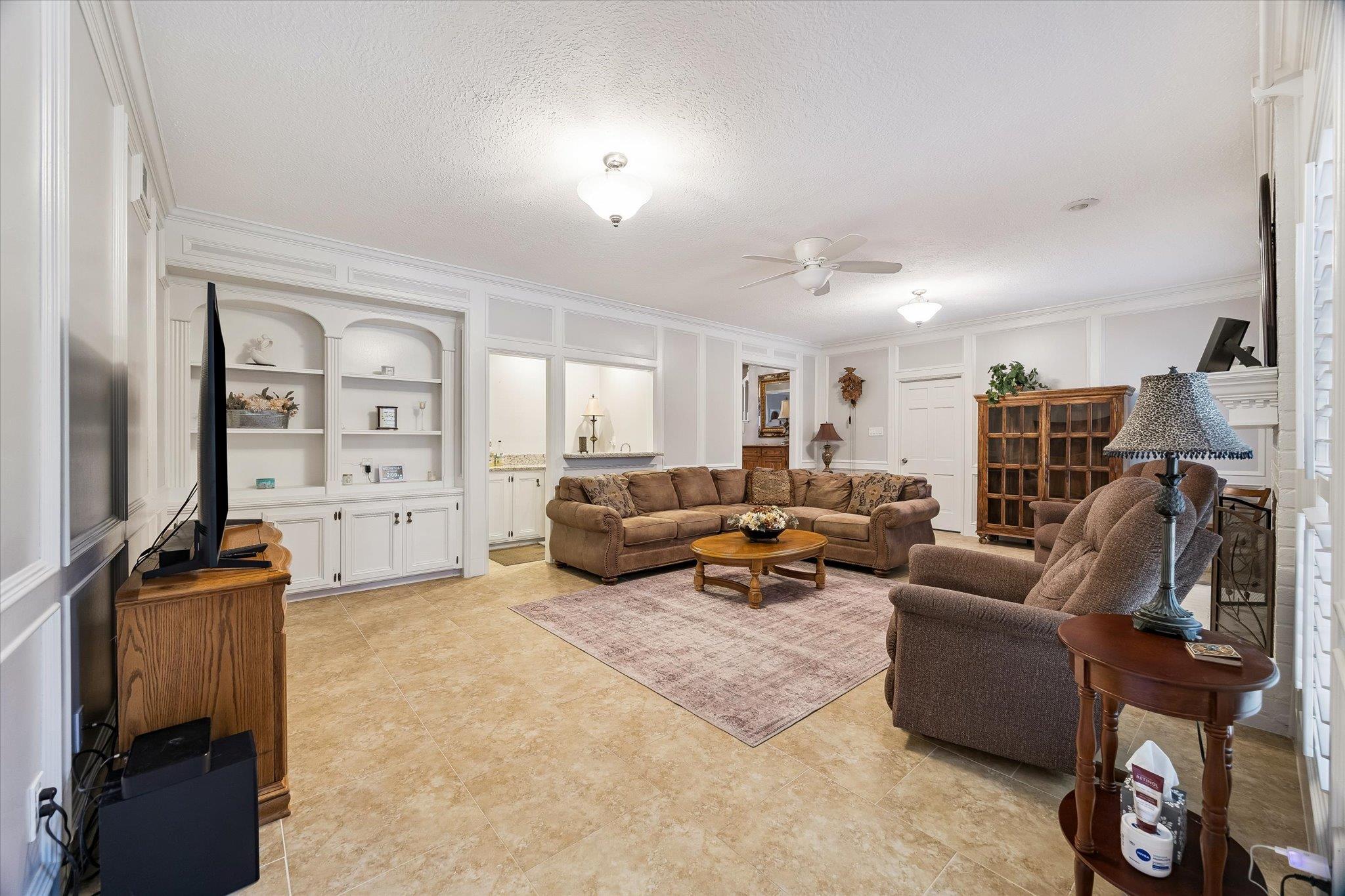 15111 Rose Cottage Dr, Houston, TX 77069