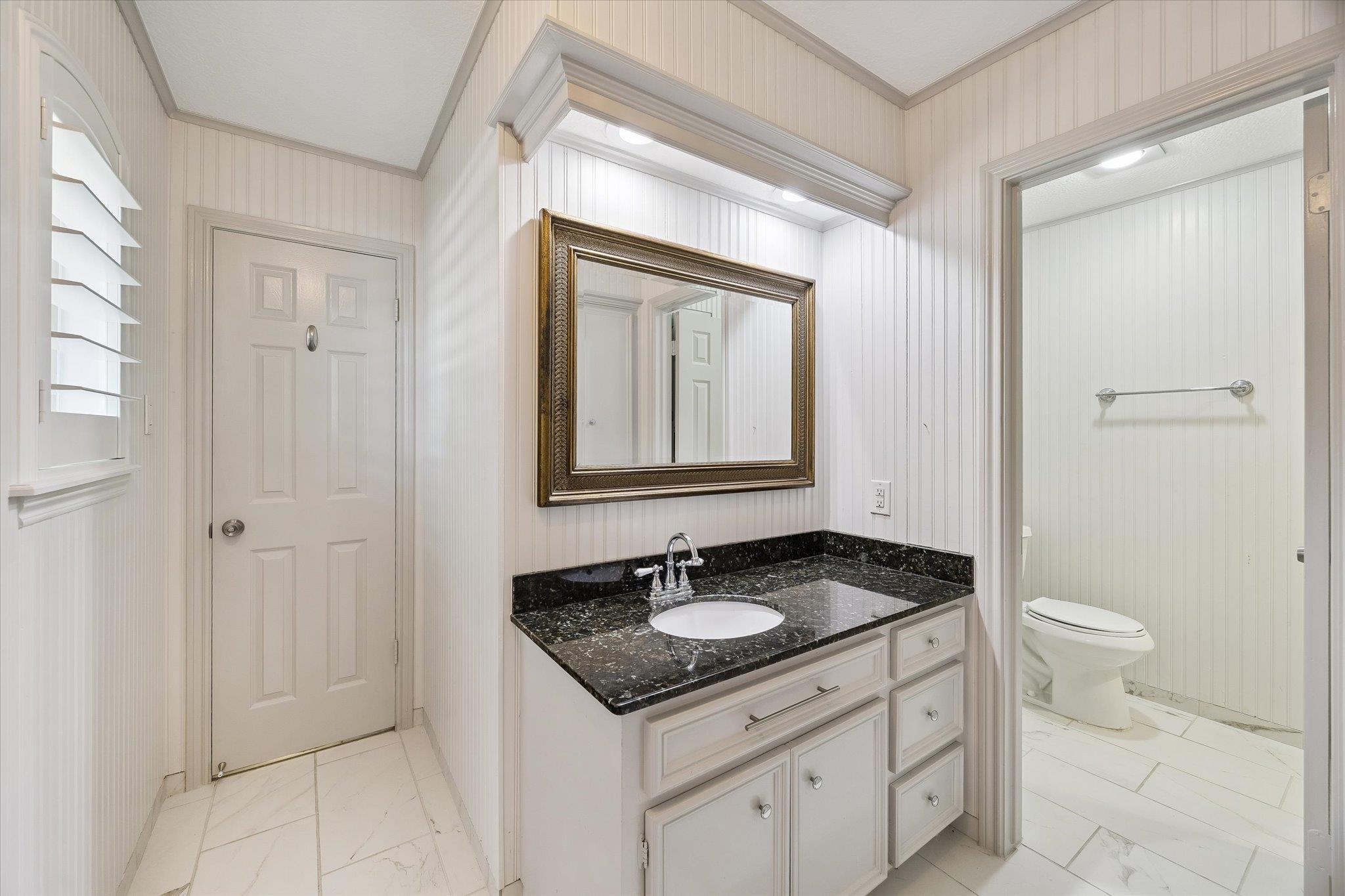 15111 Rose Cottage Dr, Houston, TX 77069