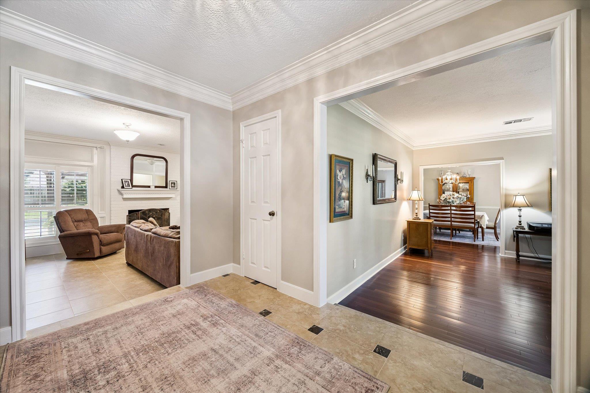 15111 Rose Cottage Dr, Houston, TX 77069