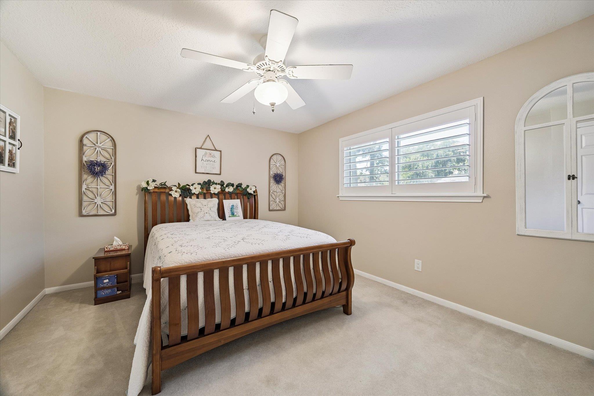 15111 Rose Cottage Dr, Houston, TX 77069