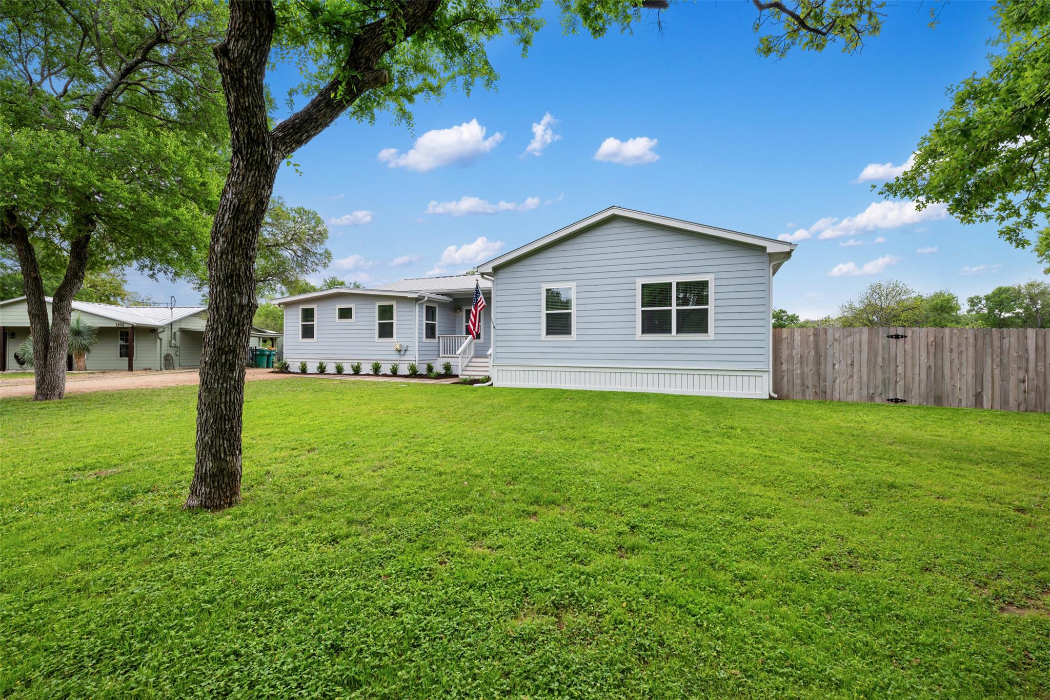 1016 Sherwood Forest Dr, Marble Falls, TX 78654