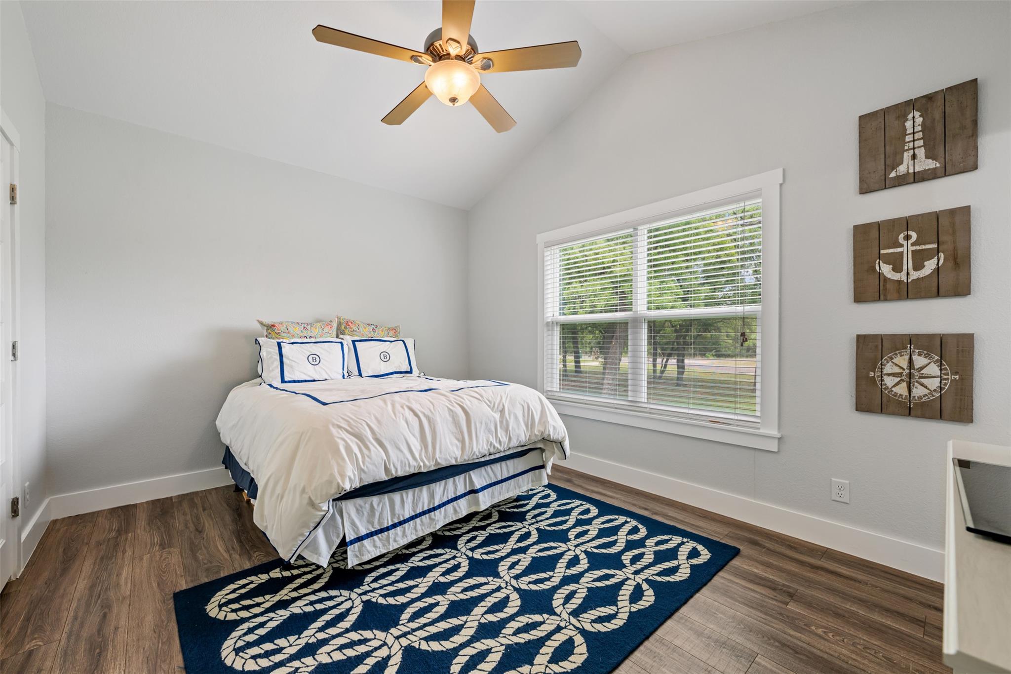 1016 Sherwood Forest Dr, Marble Falls, TX 78654