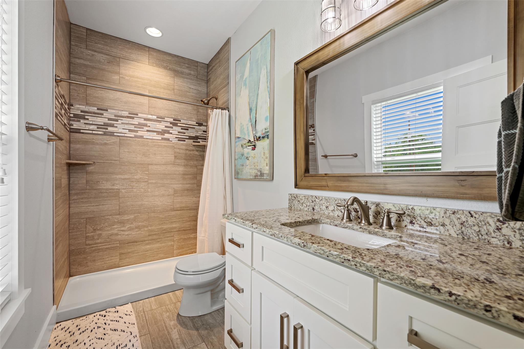 1016 Sherwood Forest Dr, Marble Falls, TX 78654