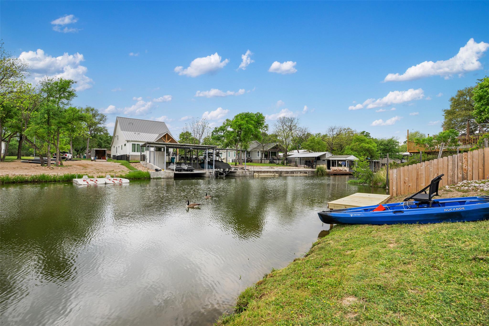 1016 Sherwood Forest Dr, Marble Falls, TX 78654