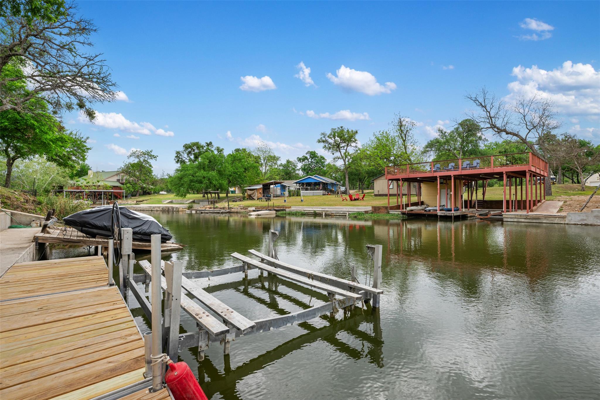 1016 Sherwood Forest Dr, Marble Falls, TX 78654