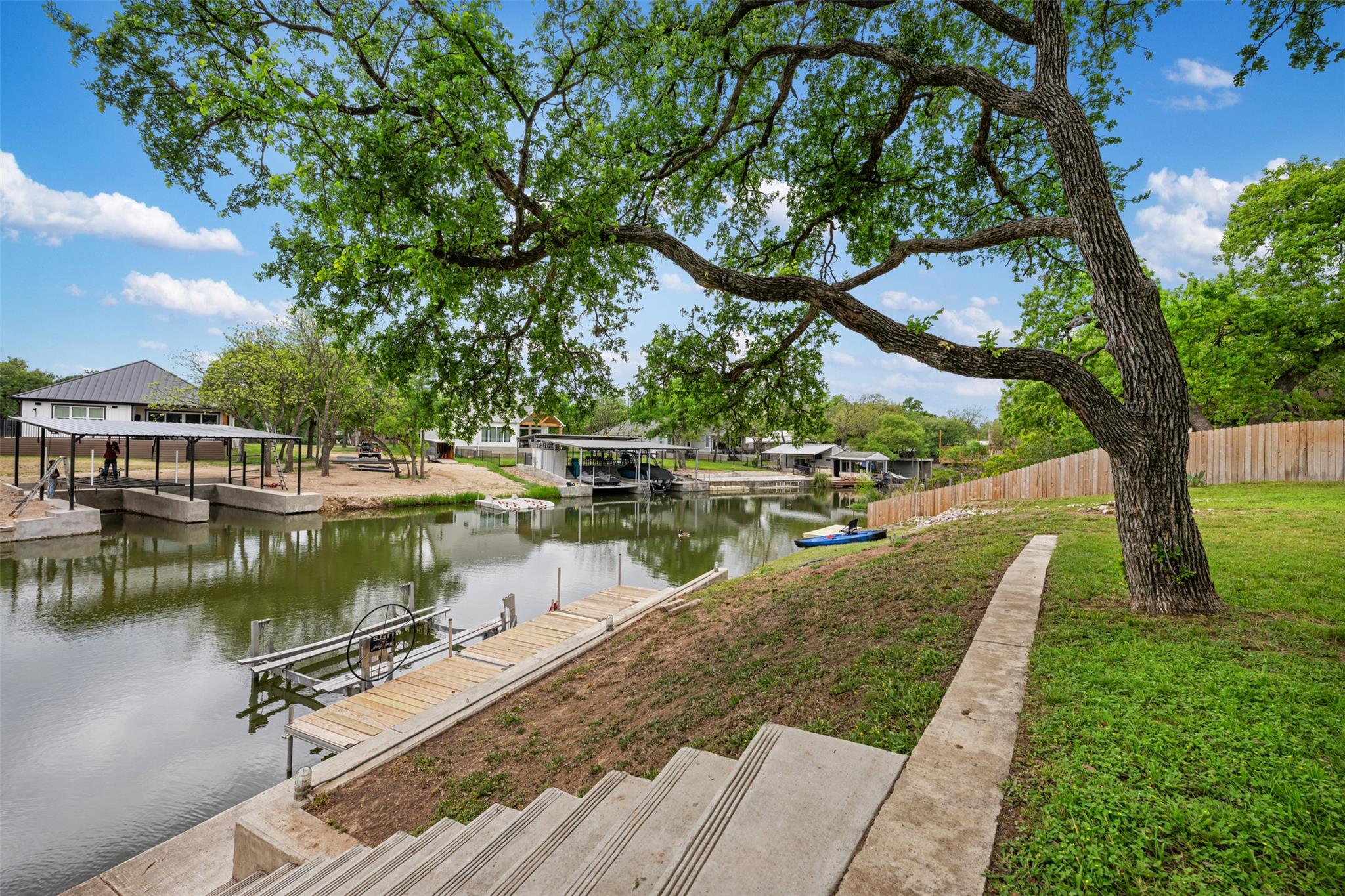 1016 Sherwood Forest Dr, Marble Falls, TX 78654