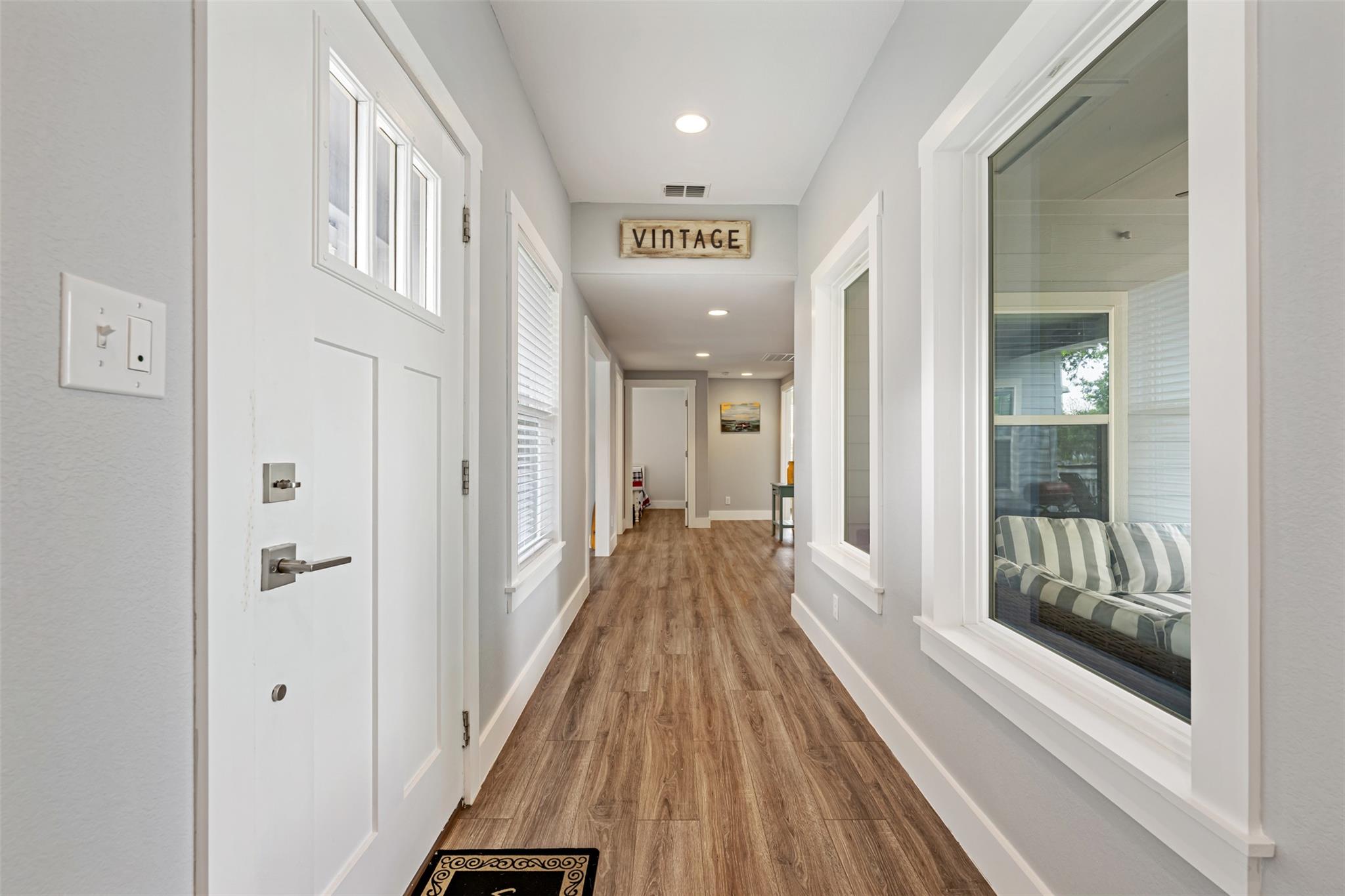 1016 Sherwood Forest Dr, Marble Falls, TX 78654