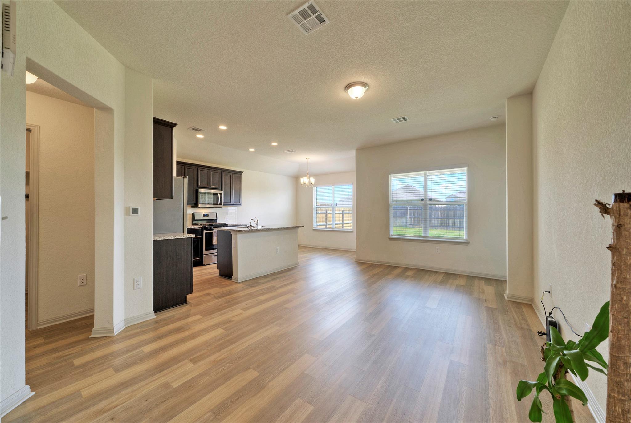 1709 Fairhaven Gtwy, Georgetown, TX 78626