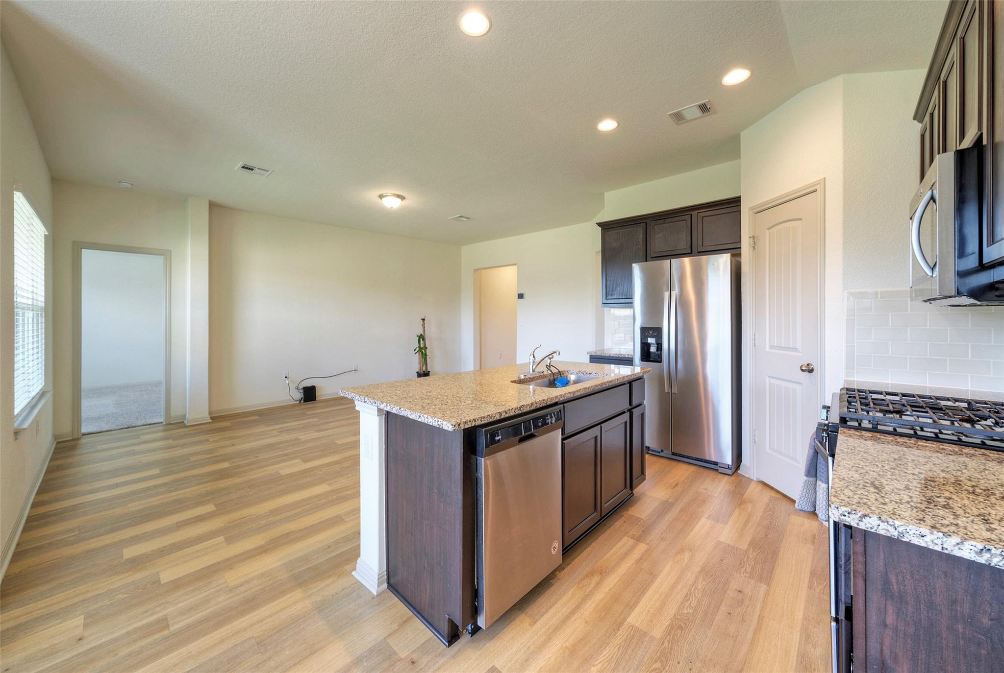 1709 Fairhaven Gtwy, Georgetown, TX 78626