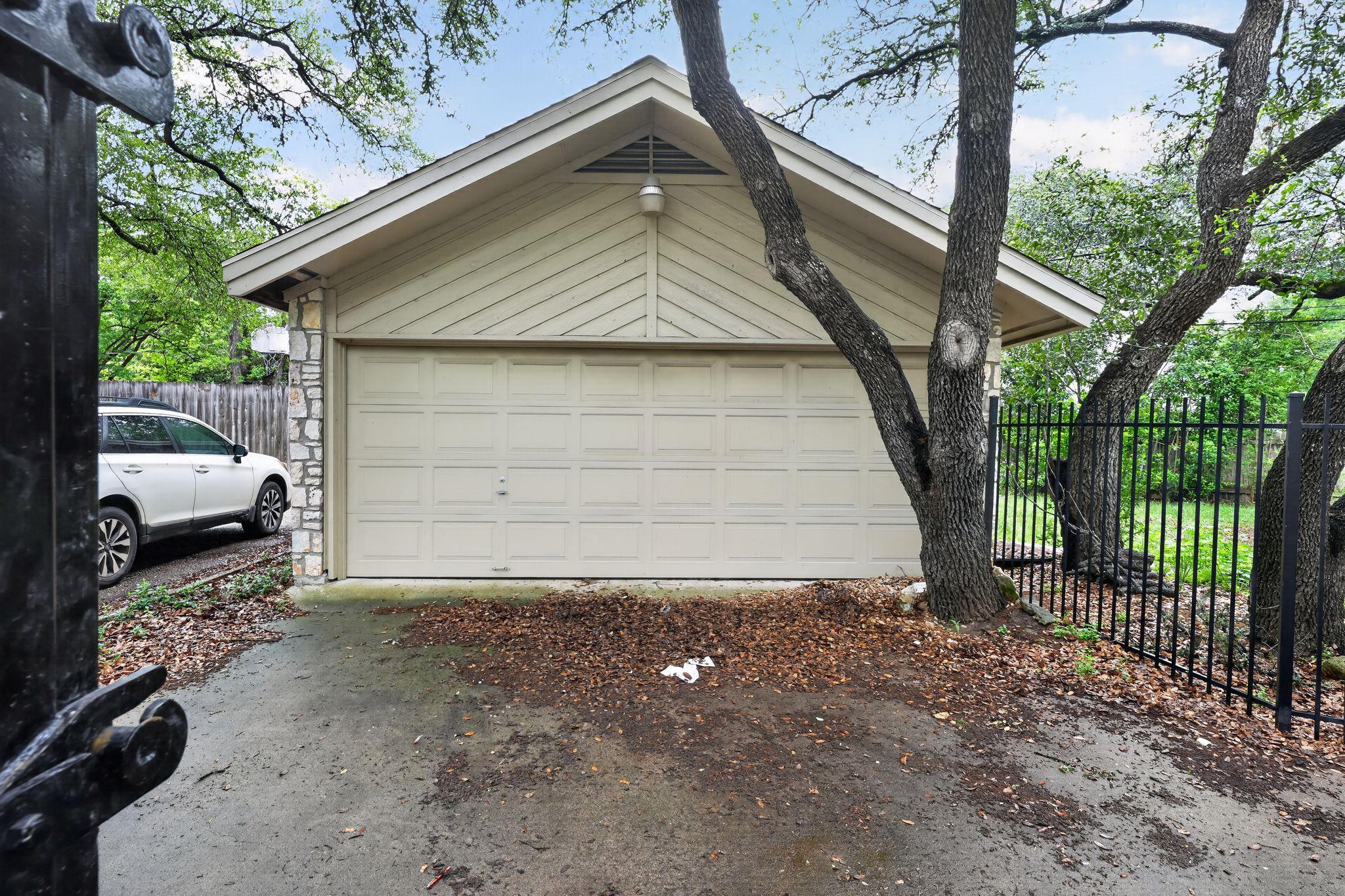 7700 Penelope Cir, Austin, TX 78759