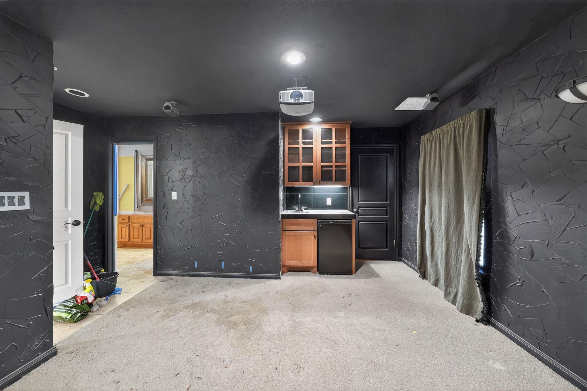 7700 Penelope Cir, Austin, TX 78759