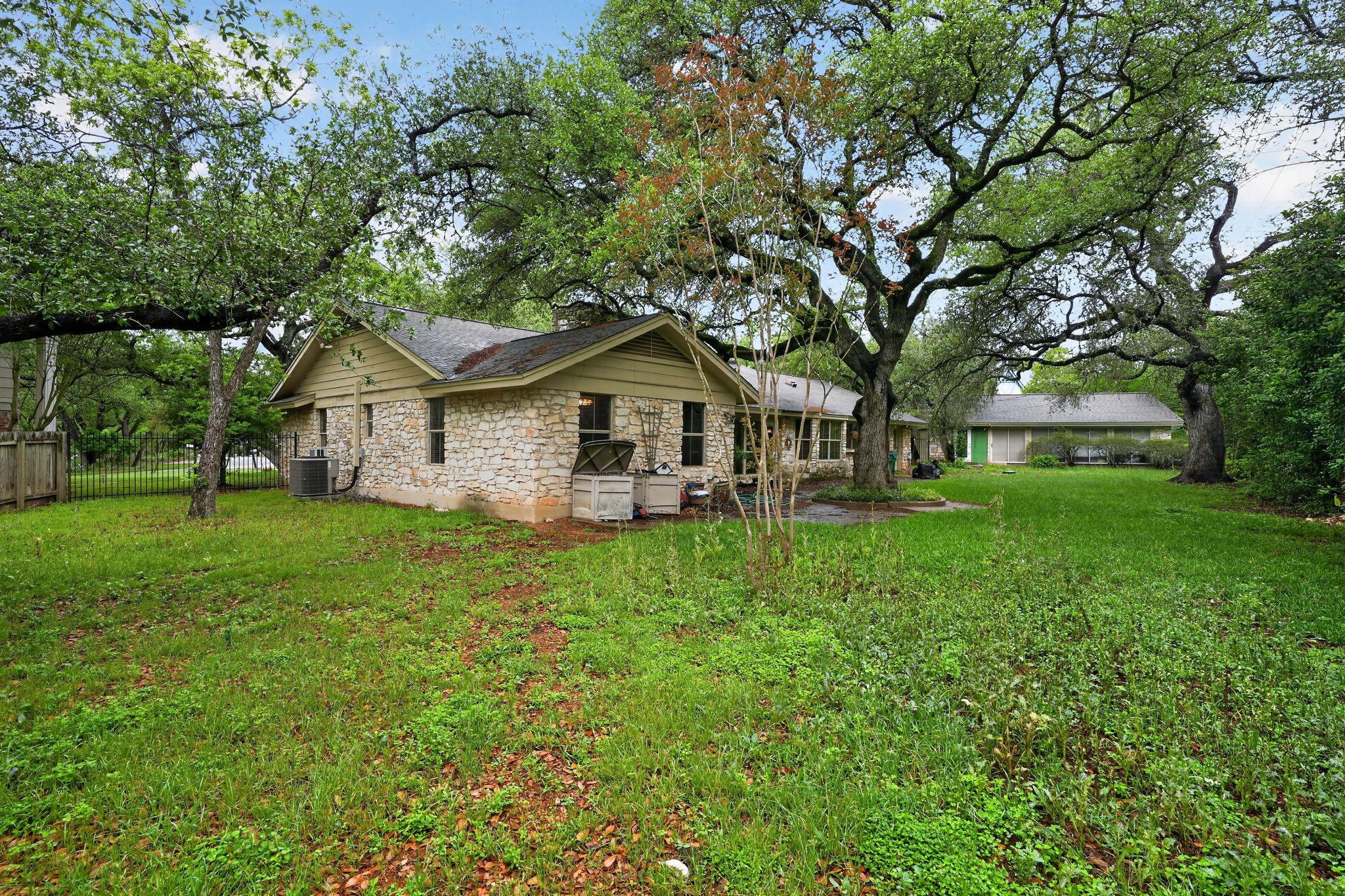 7700 Penelope Cir, Austin, TX 78759