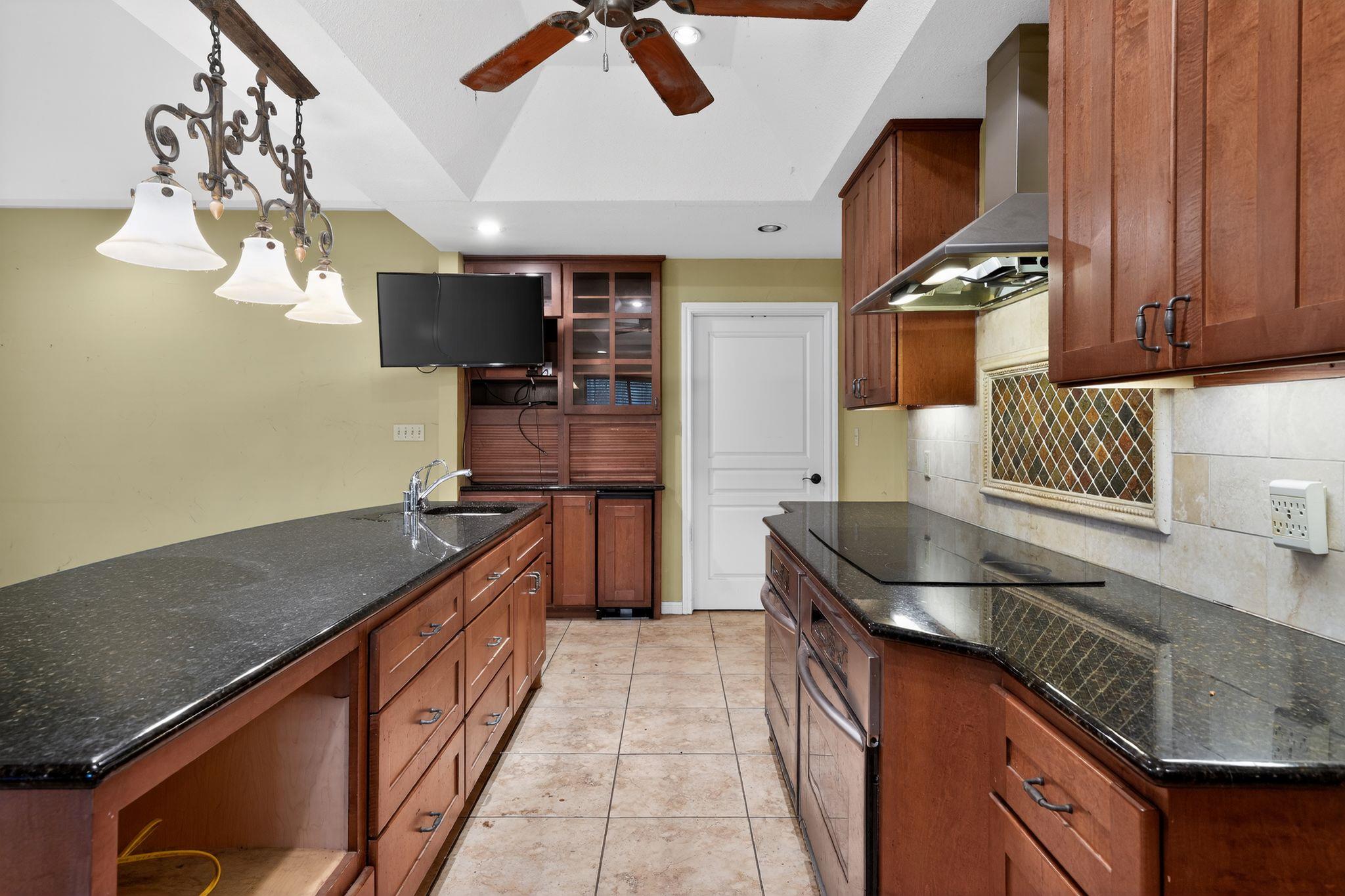 7700 Penelope Cir, Austin, TX 78759