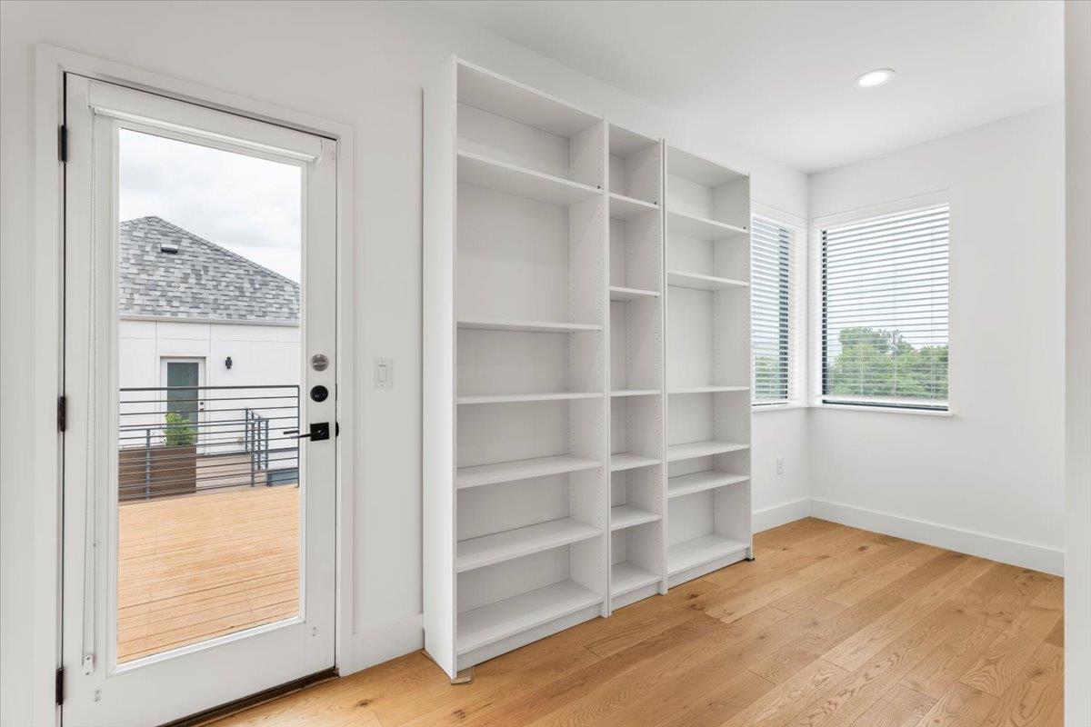 301 Woodward St # B, Austin, TX 78704