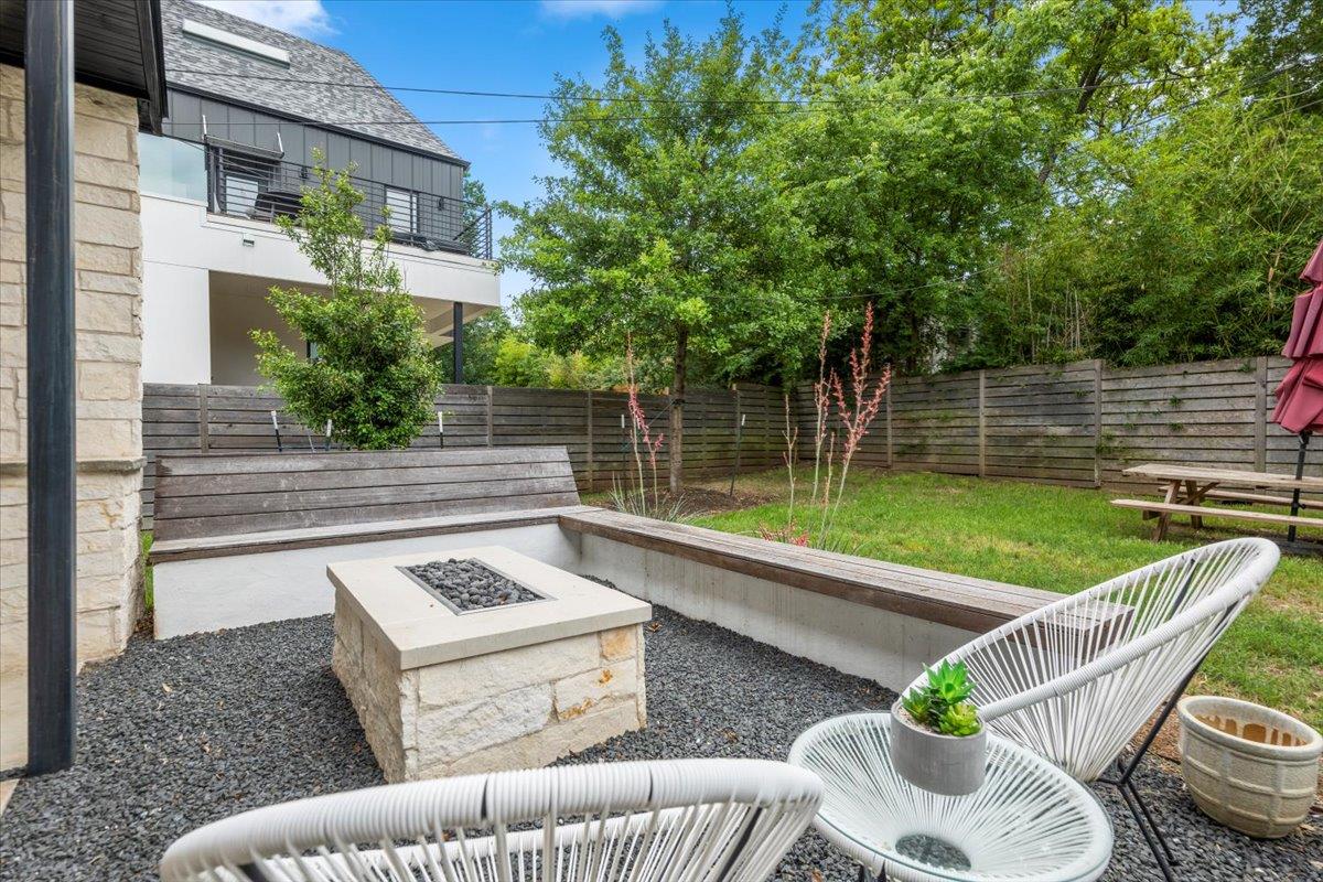 301 Woodward St # B, Austin, TX 78704