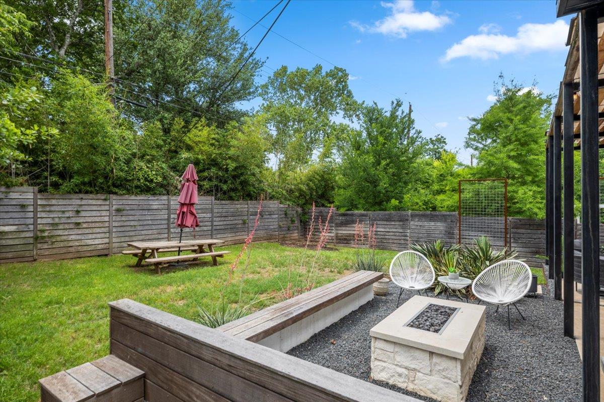 301 Woodward St # B, Austin, TX 78704