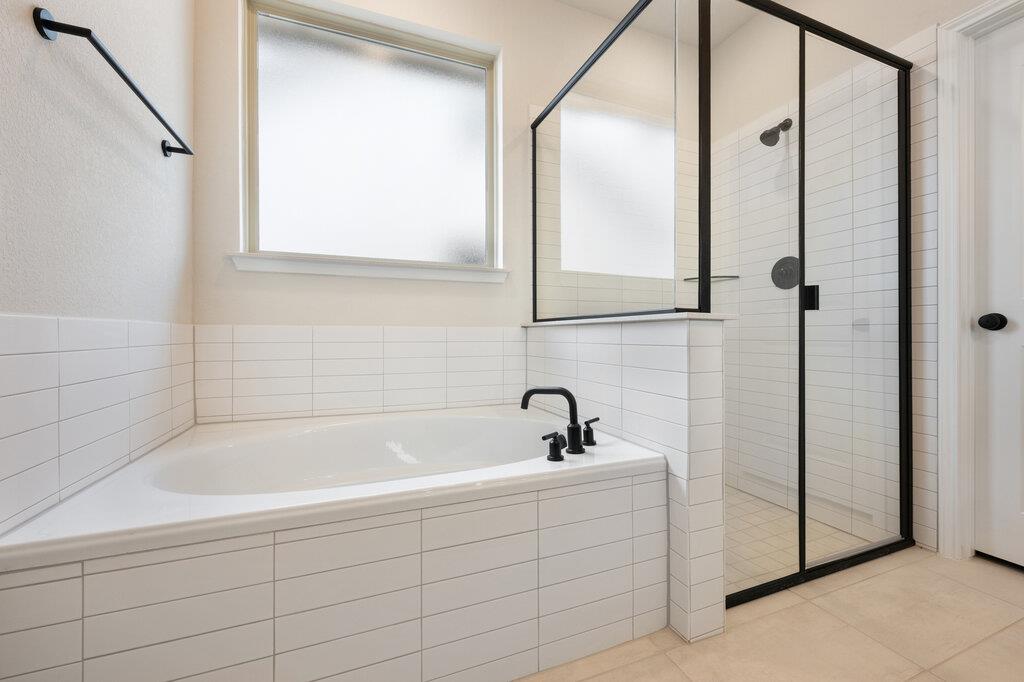 9721 Serene Bliss Ln, Buda, TX 78610