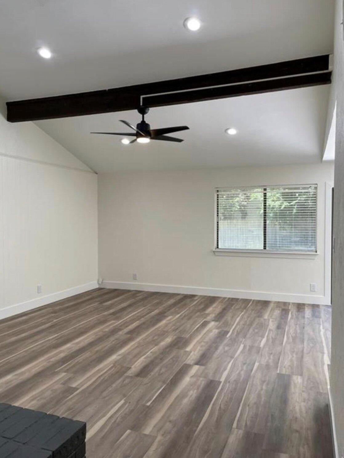 909 Cripple Creek Dr, Austin, TX 78758