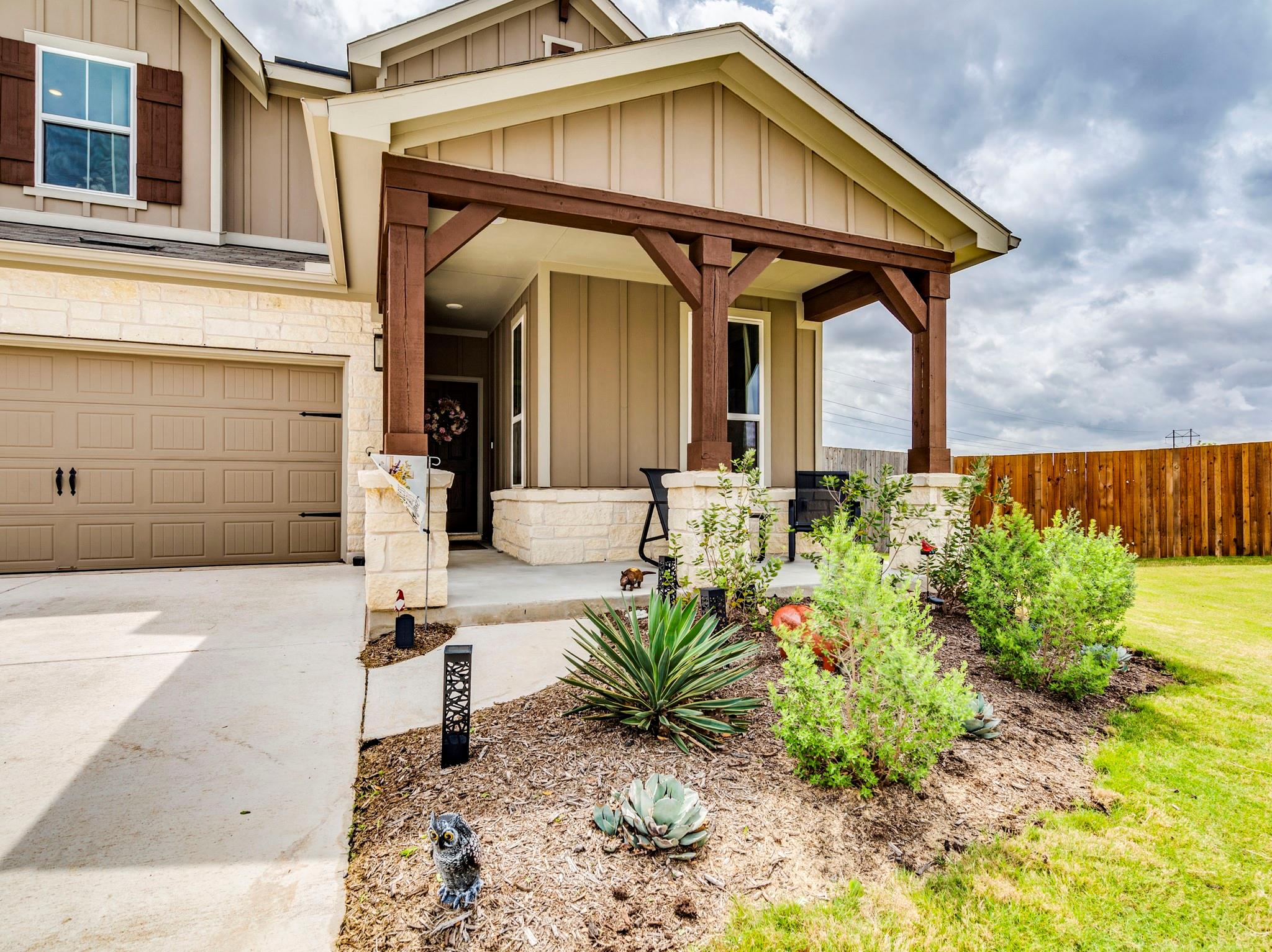 297 Tree Nut Loop, Buda, TX 78610