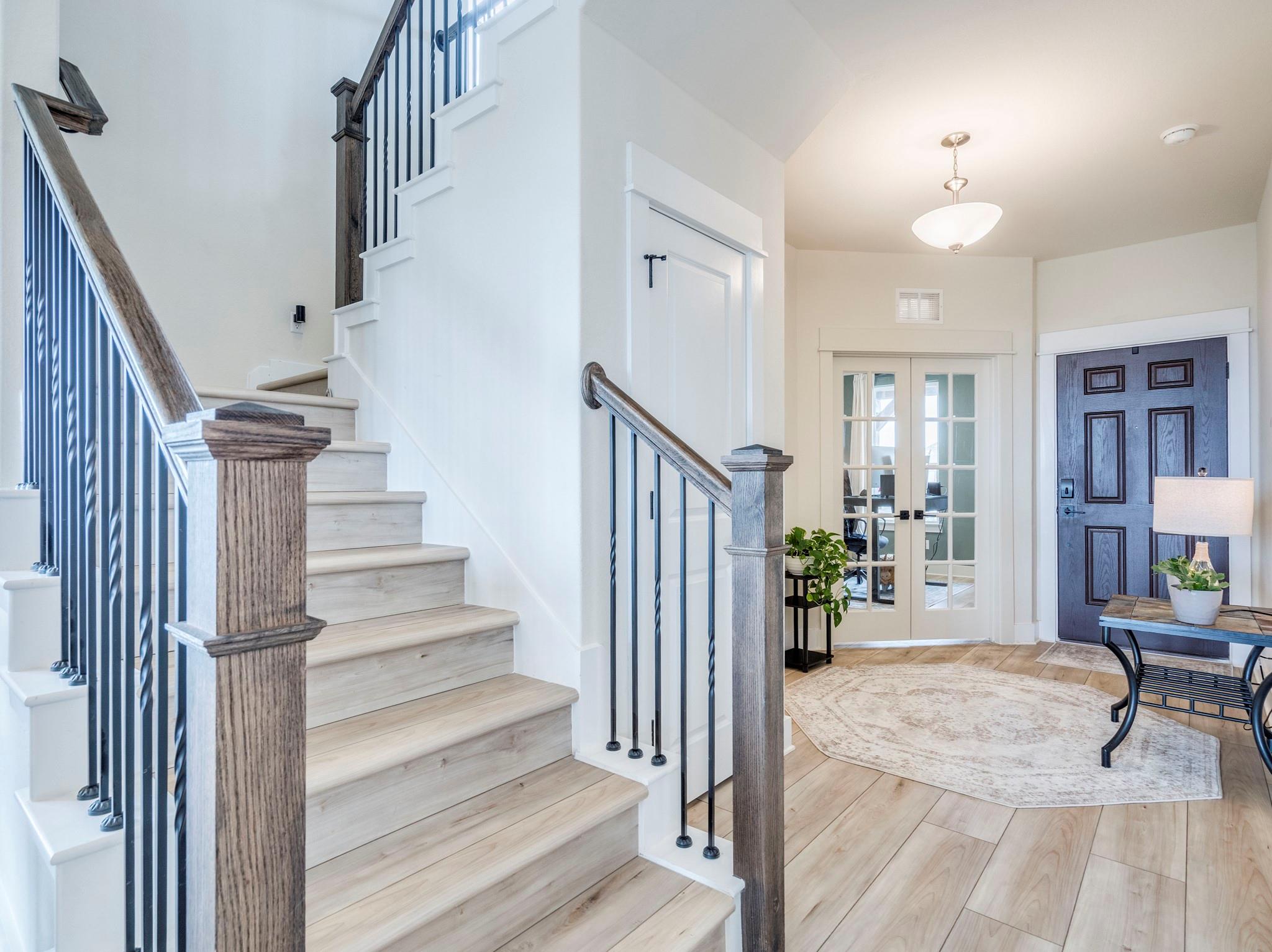 297 Tree Nut Loop, Buda, TX 78610