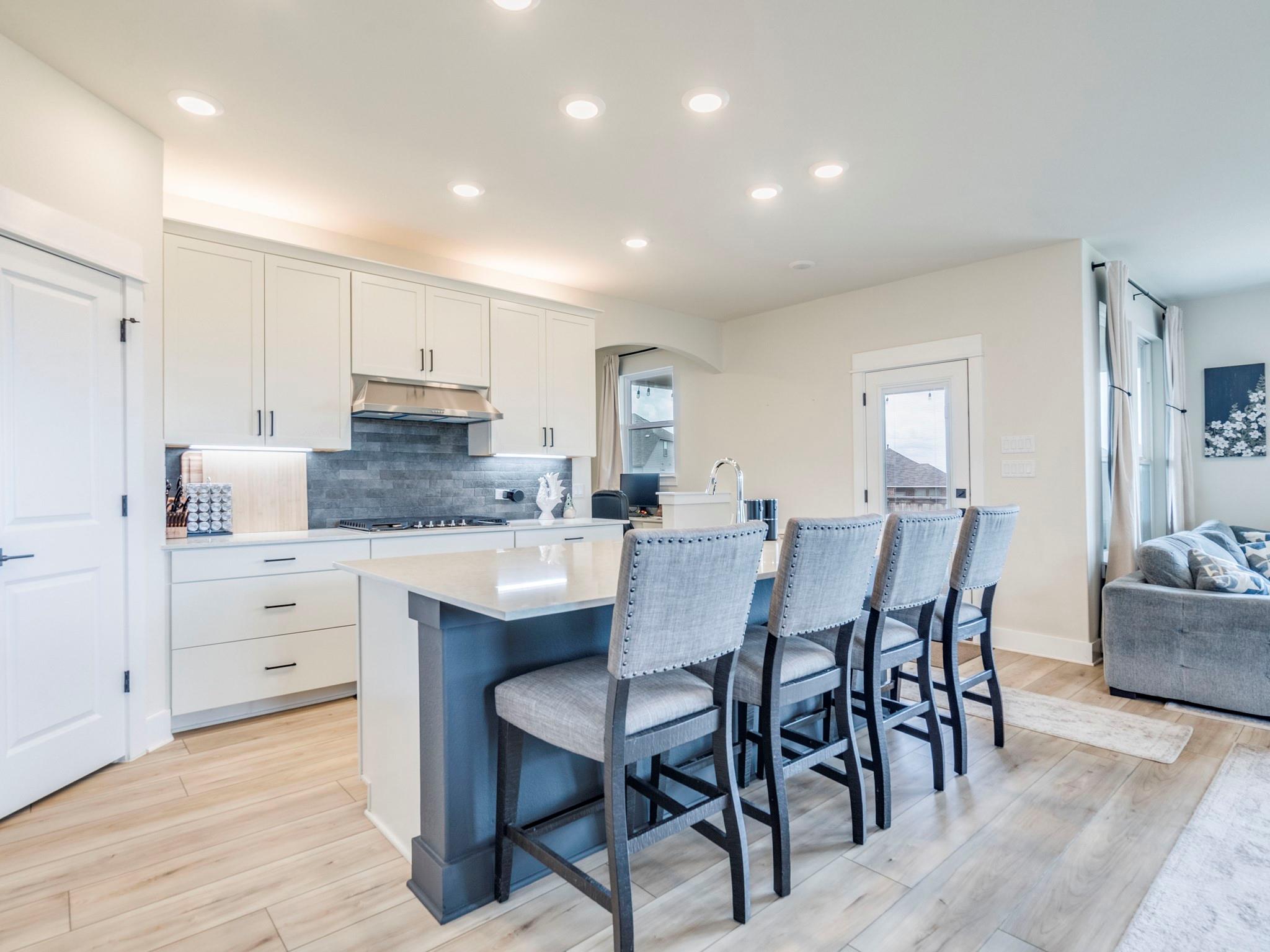 297 Tree Nut Loop, Buda, TX 78610