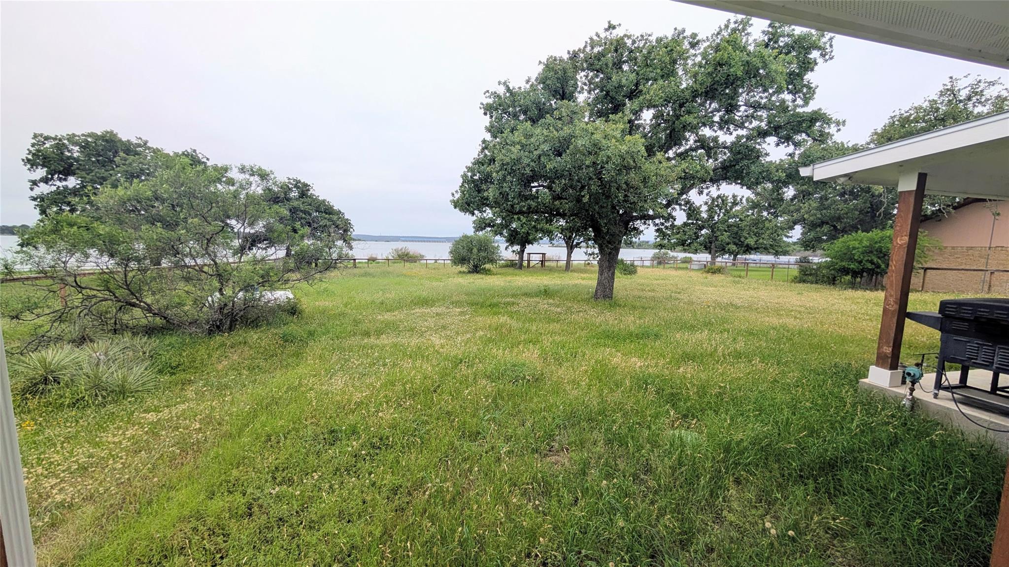 114 Agarita Dr, Burnet, TX 78611