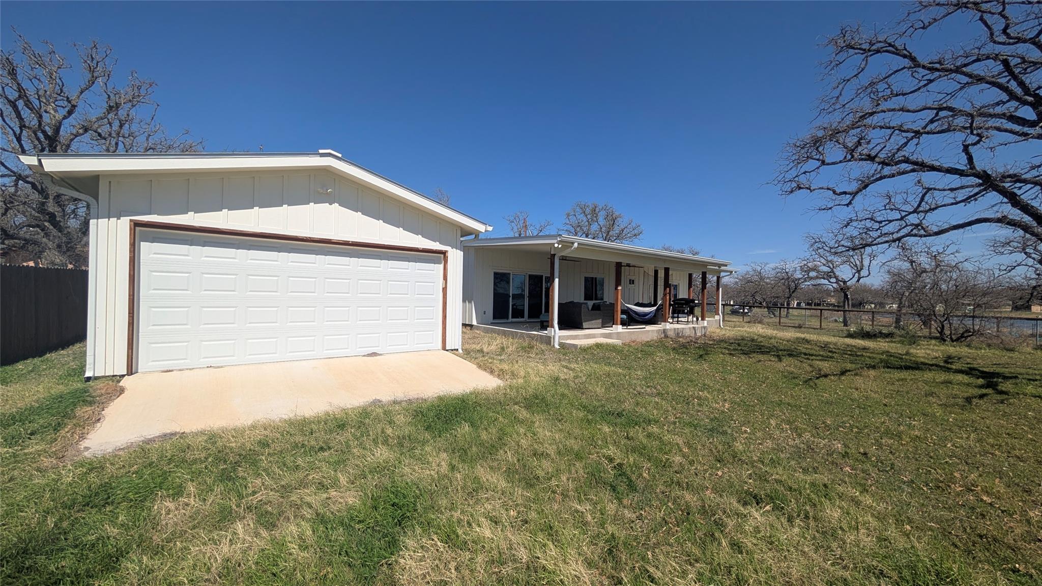 114 Agarita Dr, Burnet, TX 78611