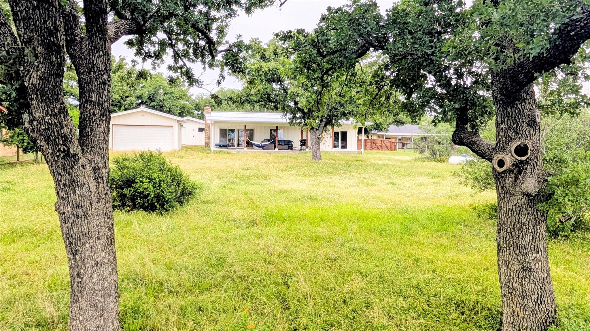 114 Agarita Dr, Burnet, TX 78611