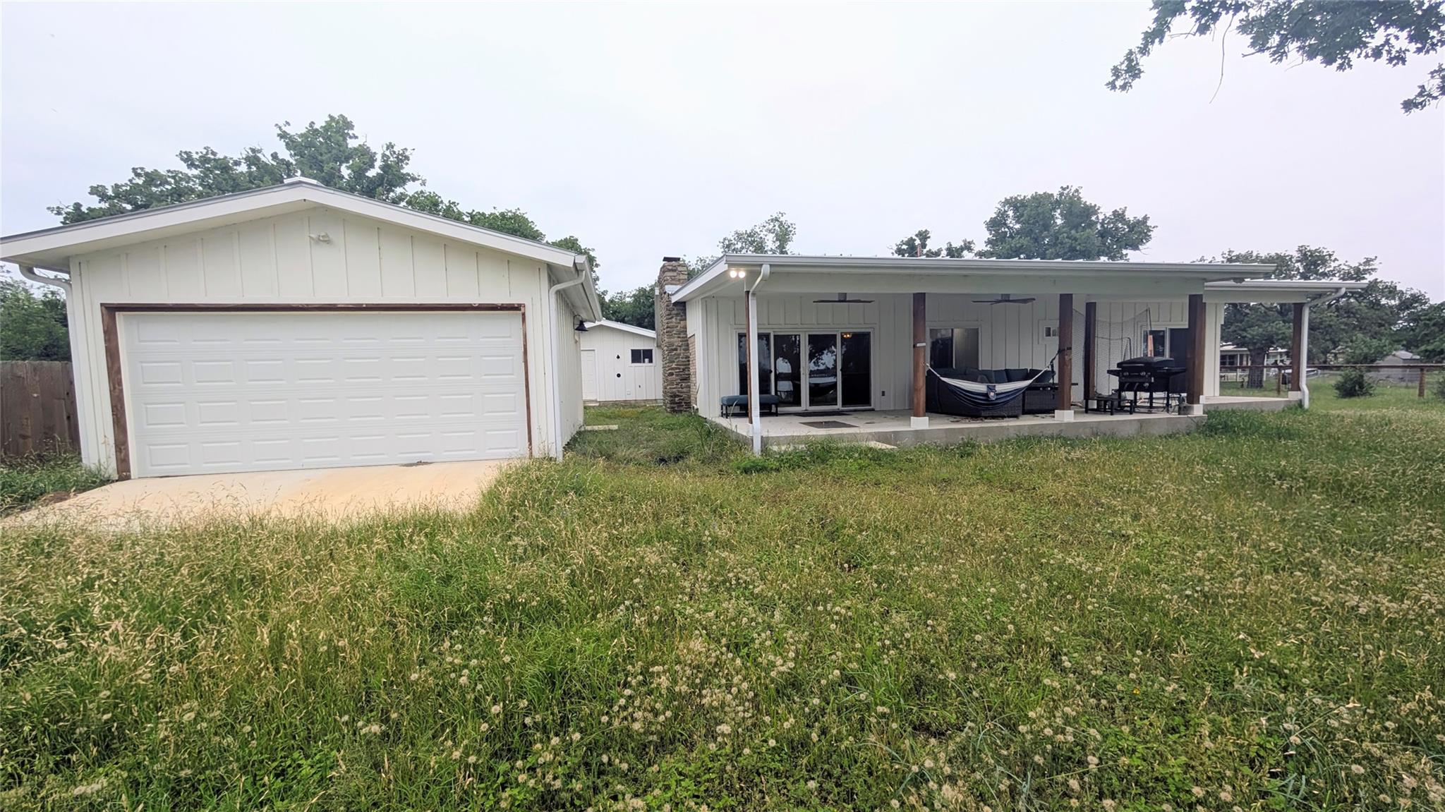 114 Agarita Dr, Burnet, TX 78611