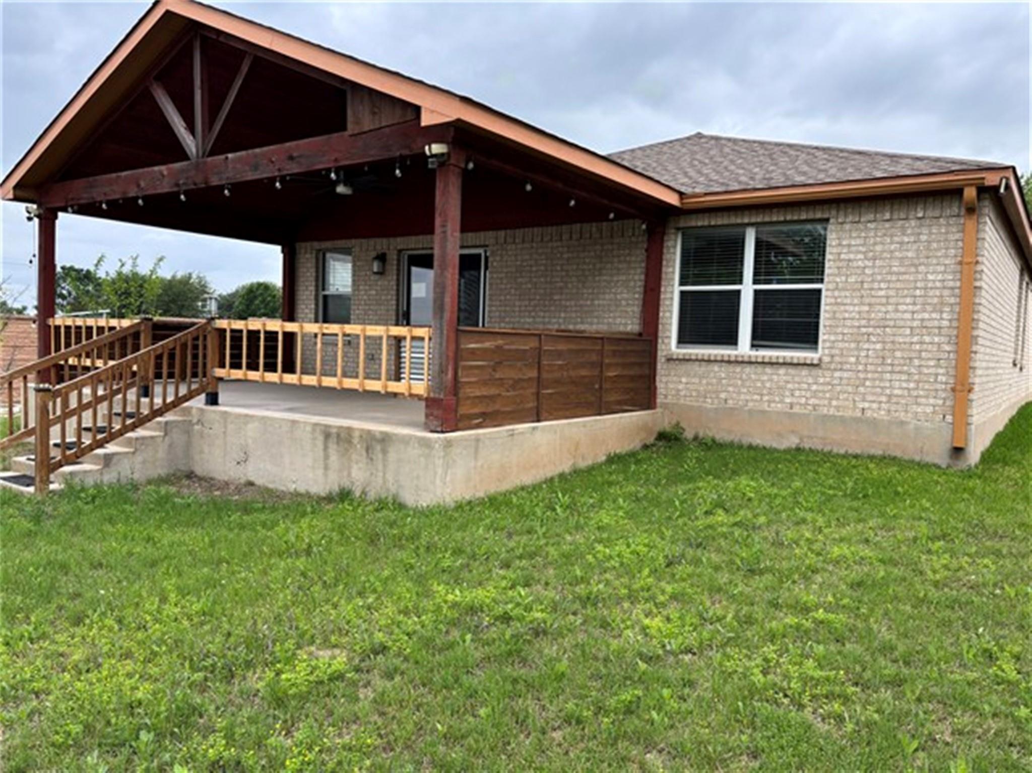 14917 Lantern Dr, Pflugerville, TX 78660