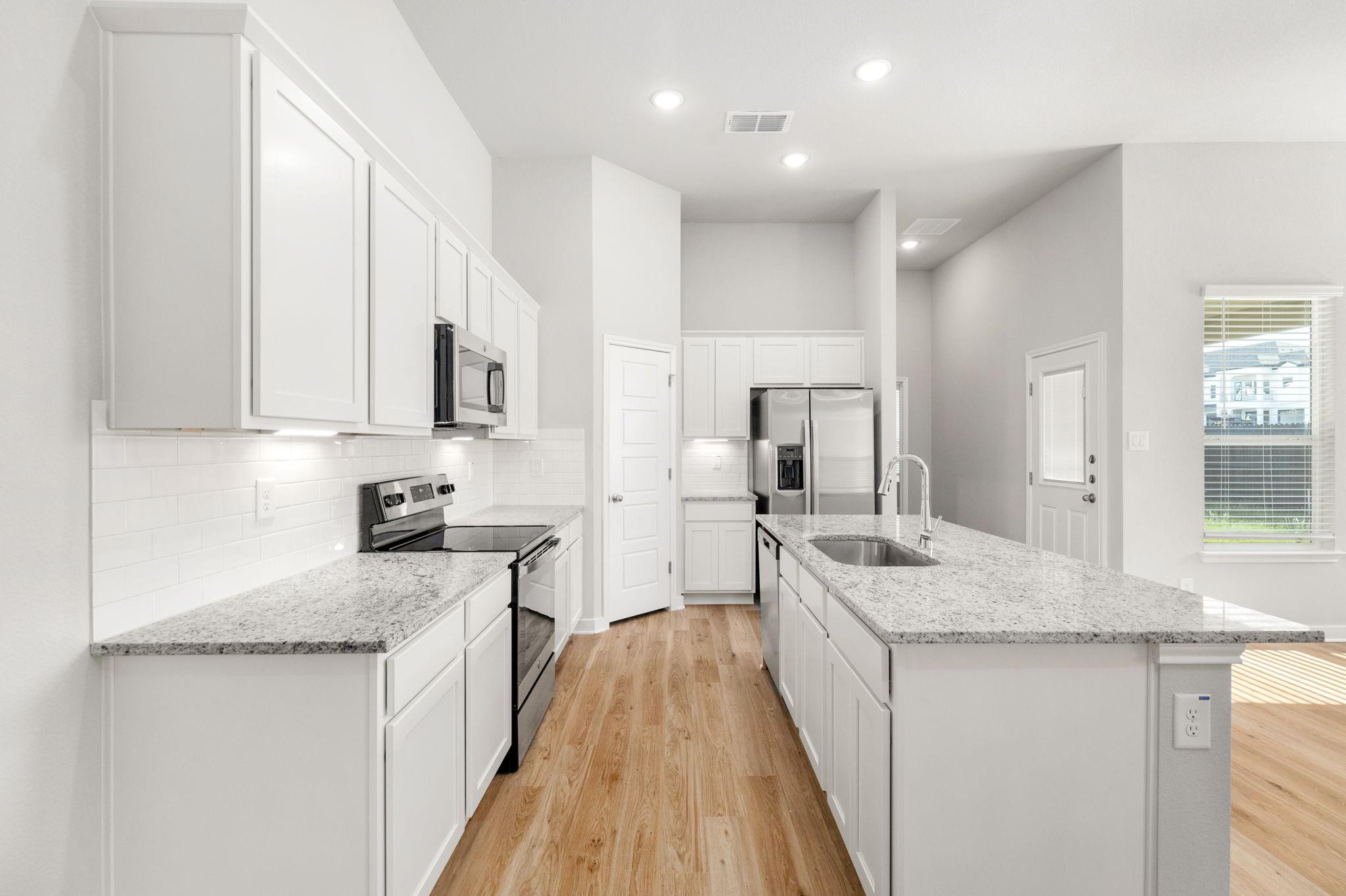 130 Schrader Unit B Dr # B, Buda, TX 78610