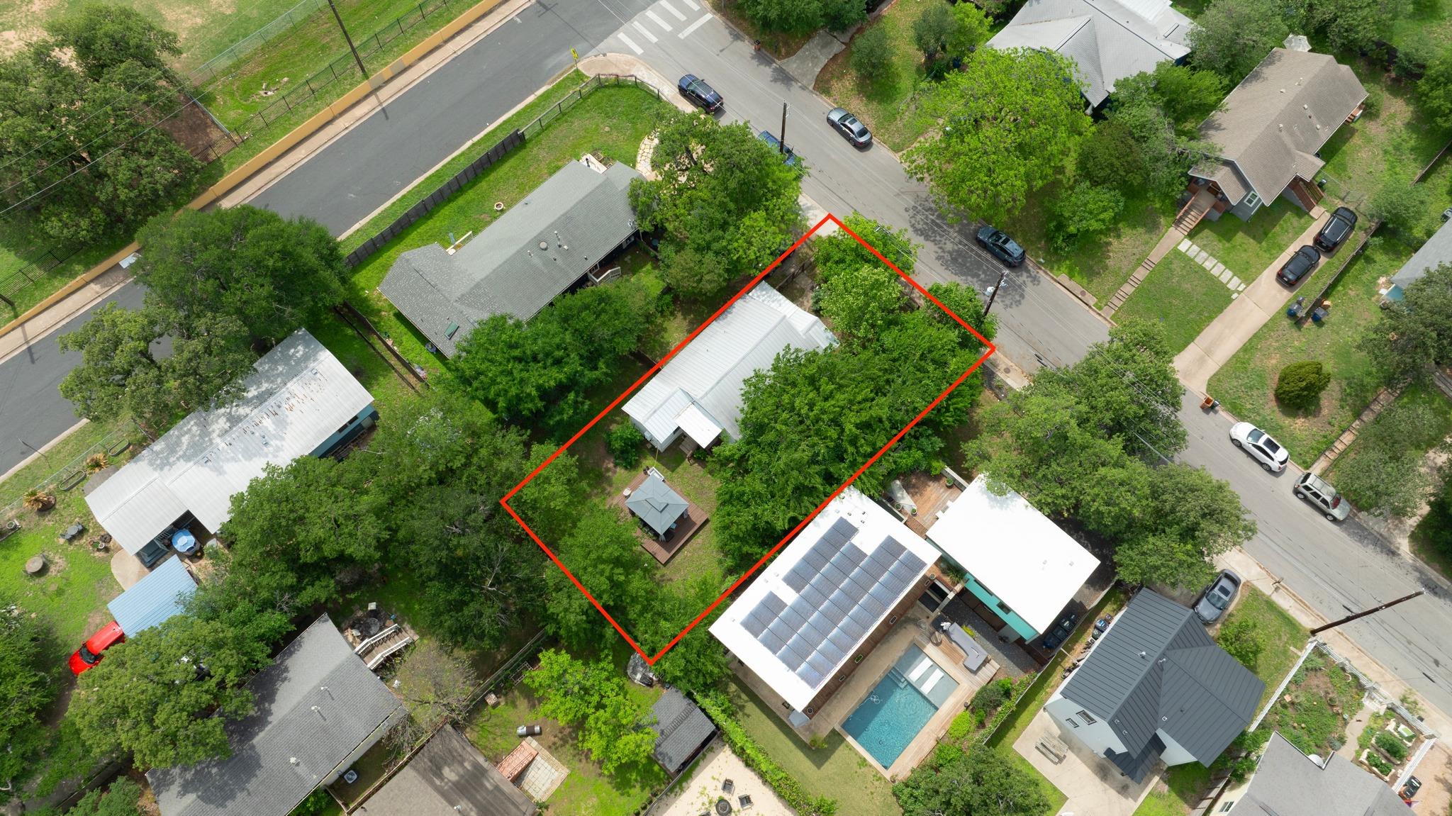 1121 Leona St, Austin, TX 78702