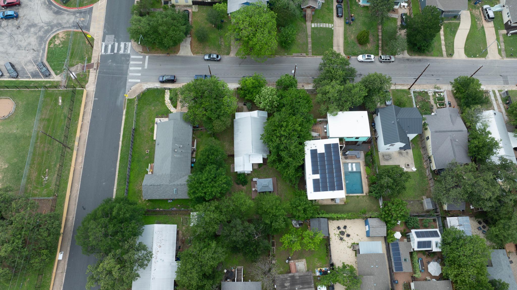 1121 Leona St, Austin, TX 78702